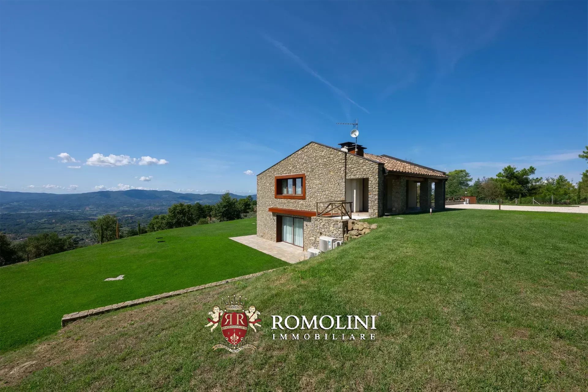 3 Bedroom Villa/Townhouse's Image 22