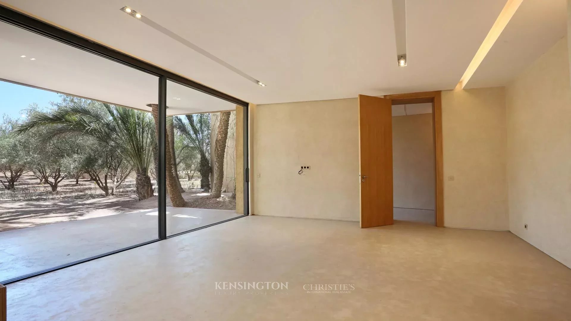 12 Bedroom Villa/Townhouse's Image 51