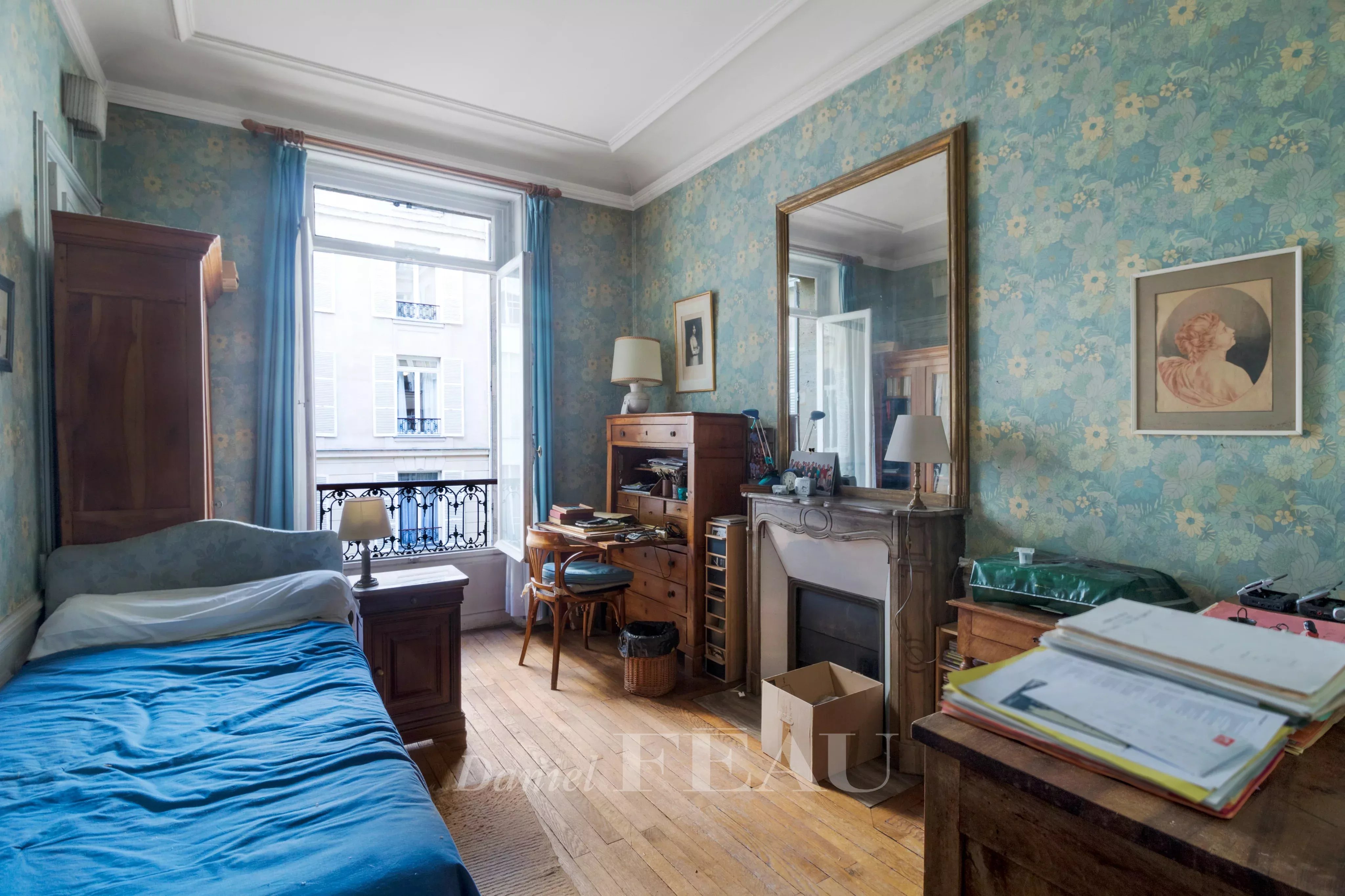 Chambre sur cour