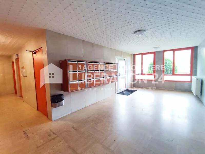 APPARTEMENT T5 de 107m² + Balcon + GARAGE