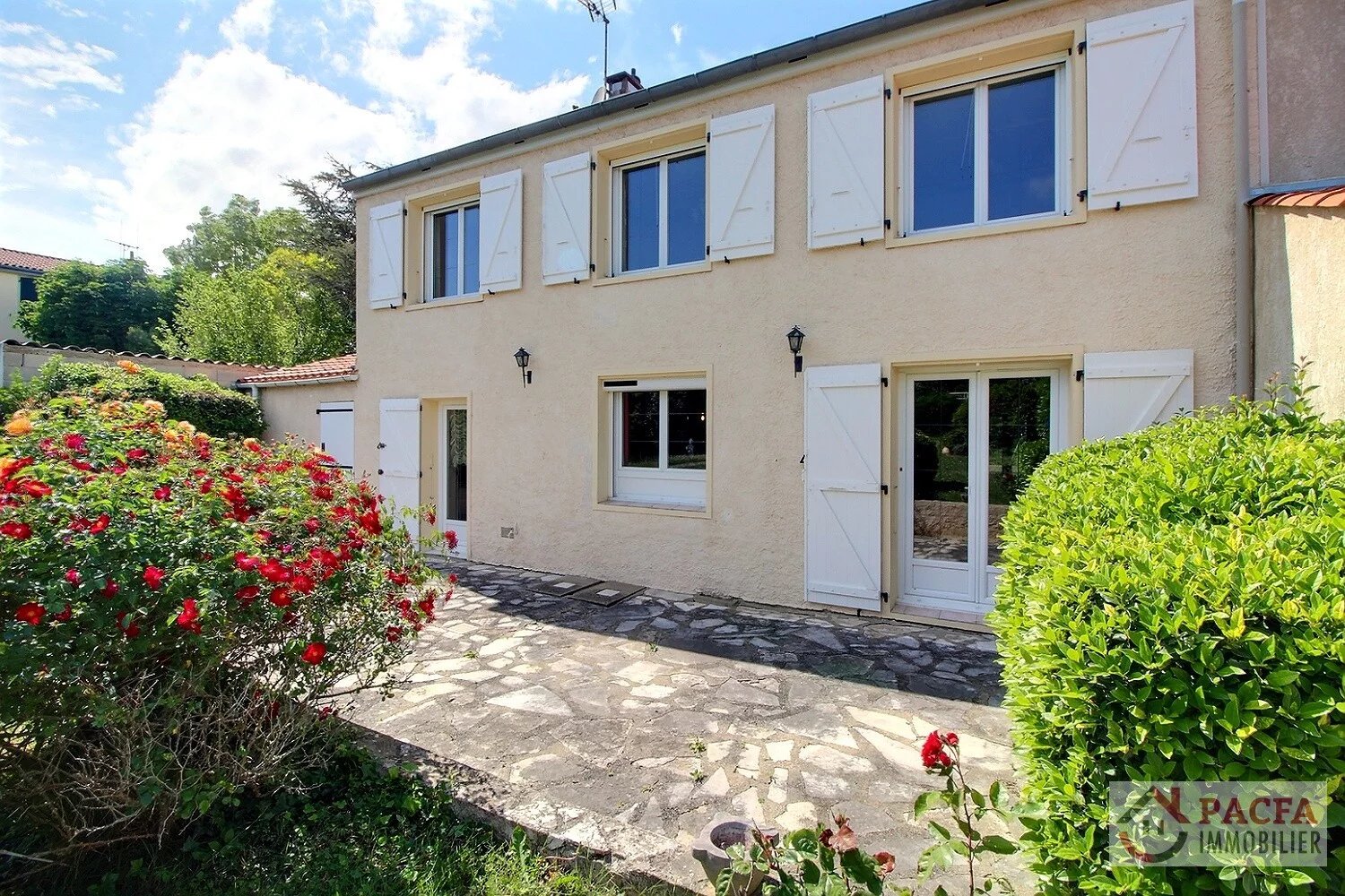 Agence immobilière de 