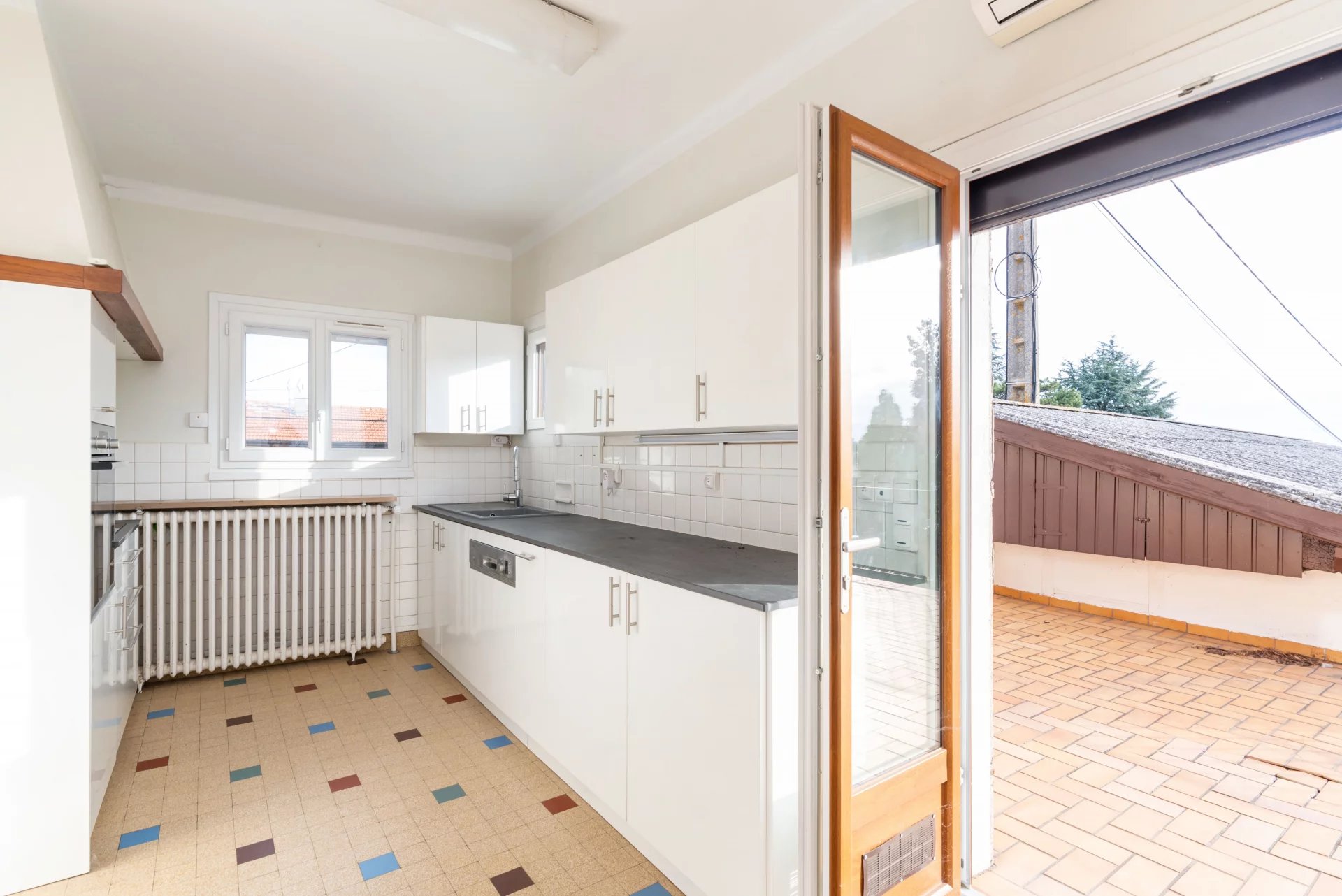 Maison d'environ 110 m² avec jardin