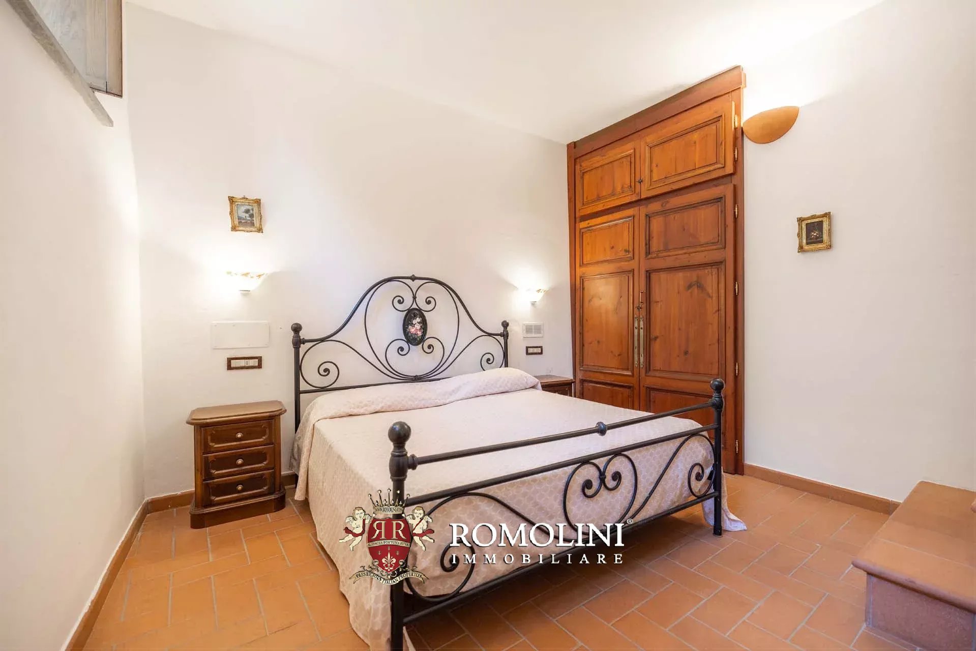 11 Bedroom Villa/Townhouse's Image 29