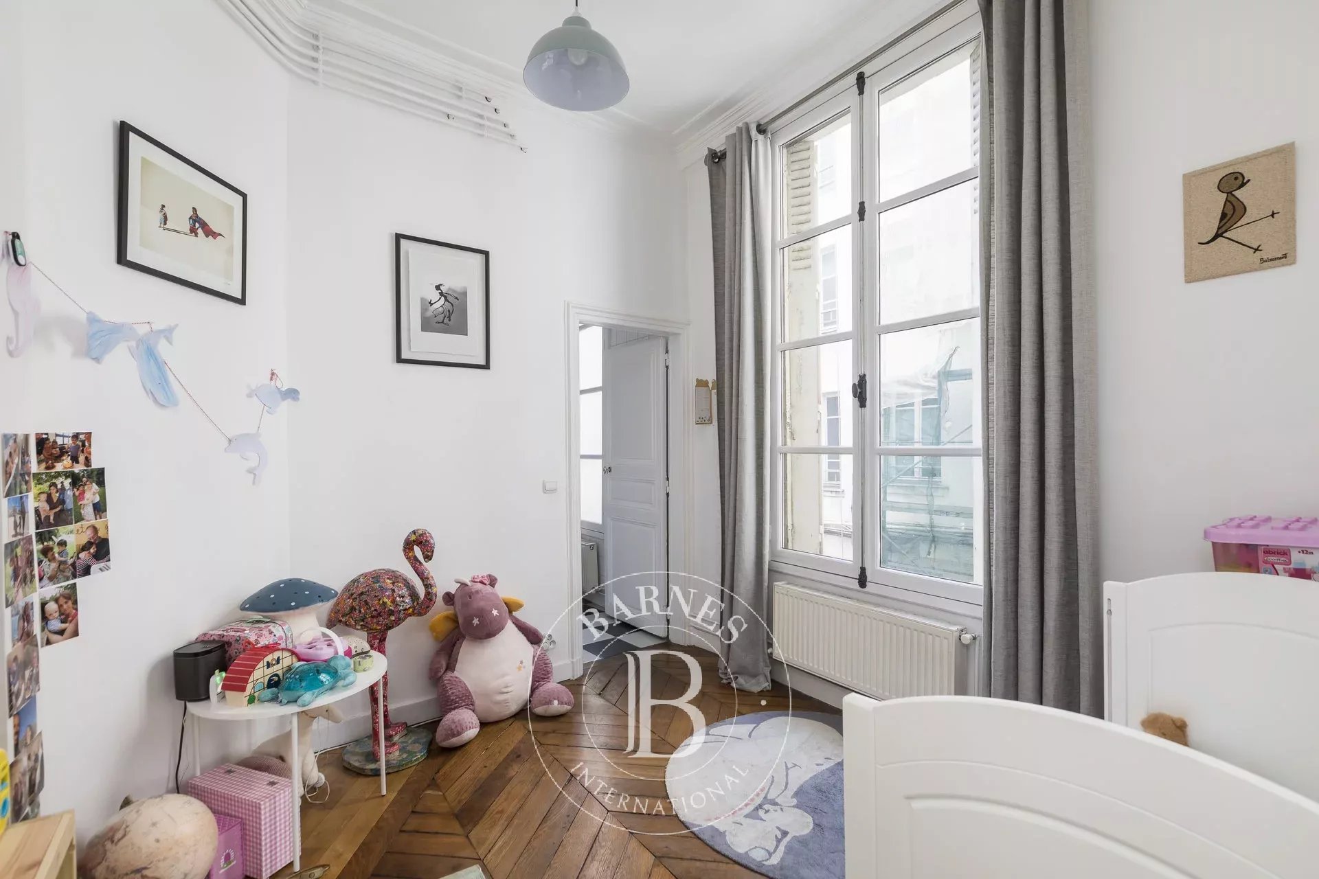 Daire Paris 3ème - picture 8