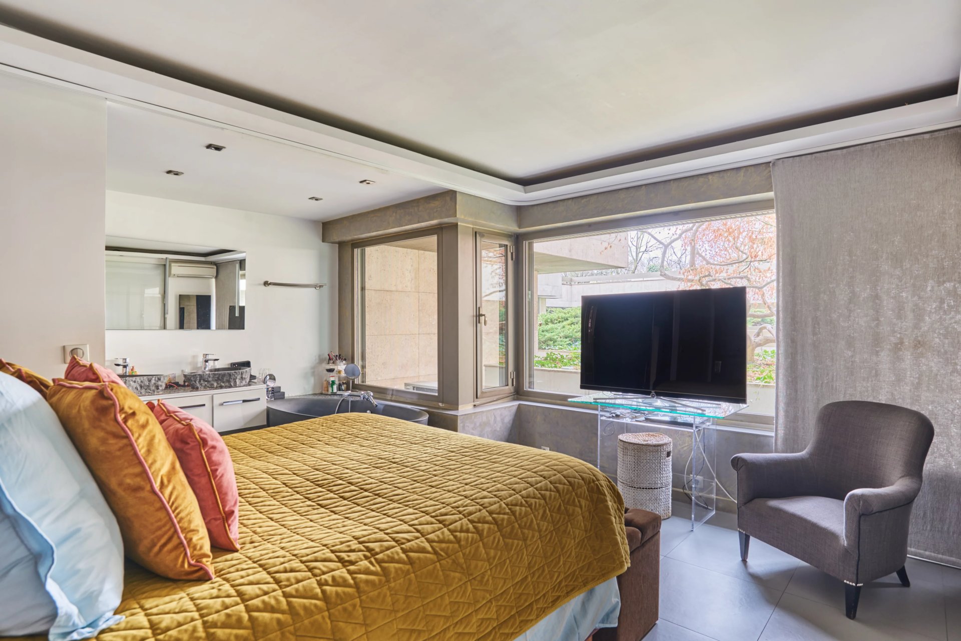 5 Bedroom Villa/Townhouse's Image 8