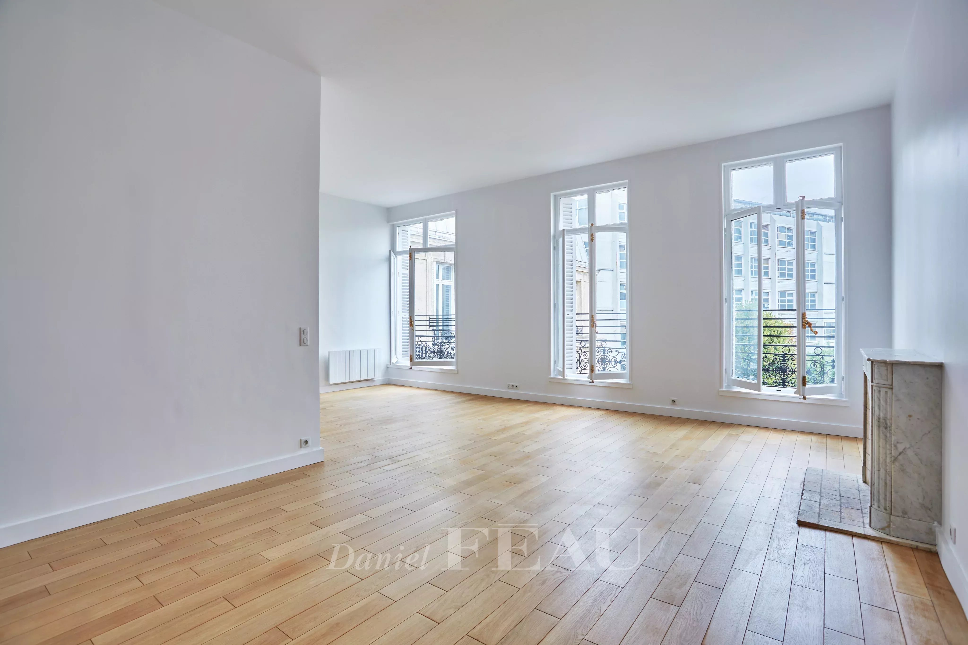 Location Appartement Paris 8ème