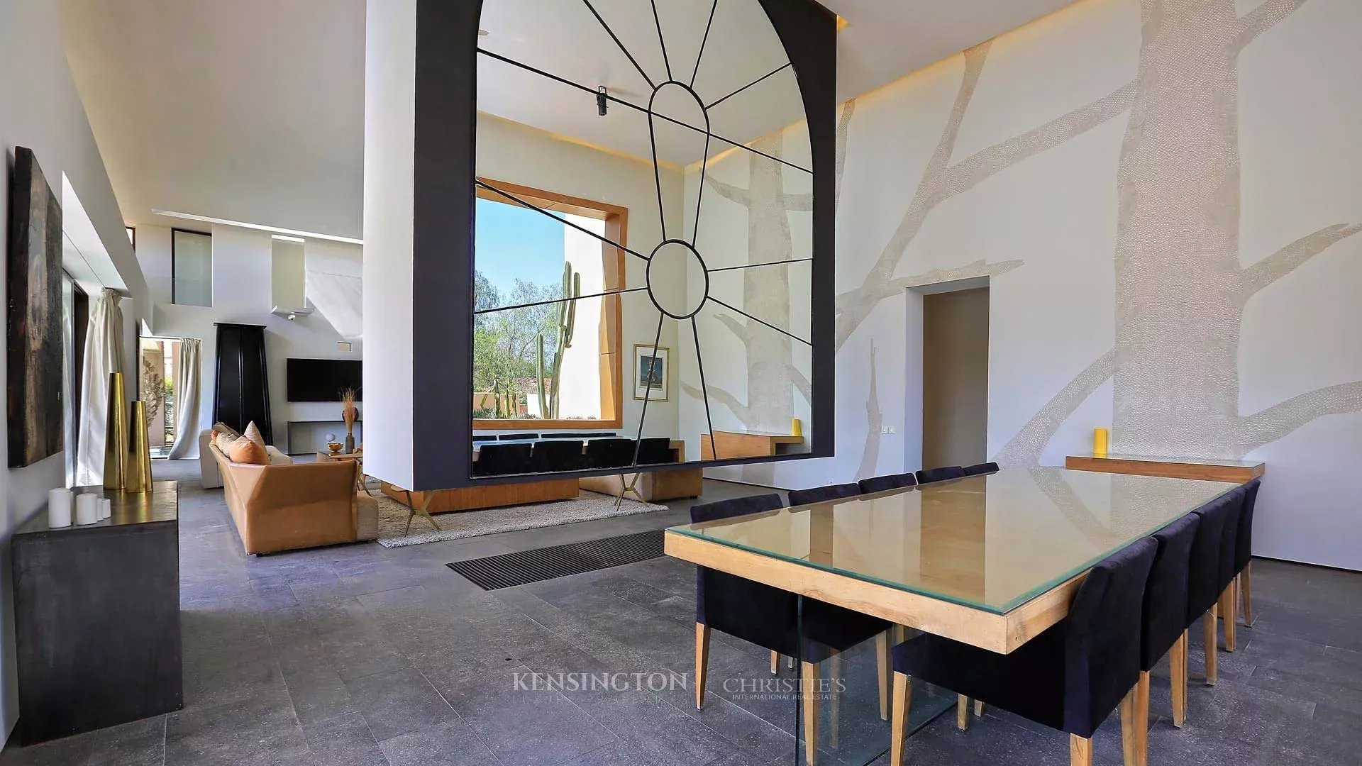 6 Bedroom Villa/Townhouse's Image 7