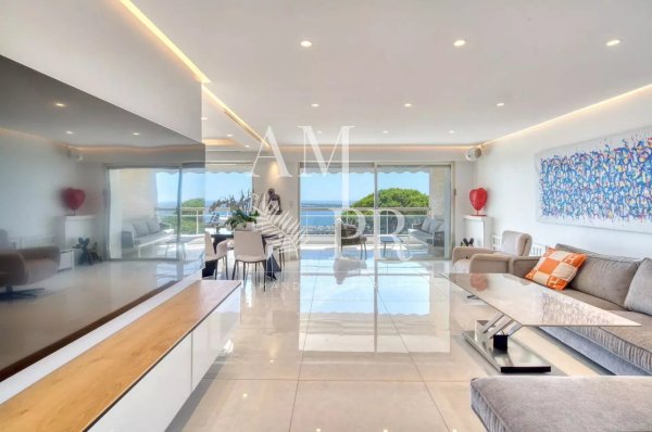 Cannes 3-room apartment panoramic sea view — photo 2
