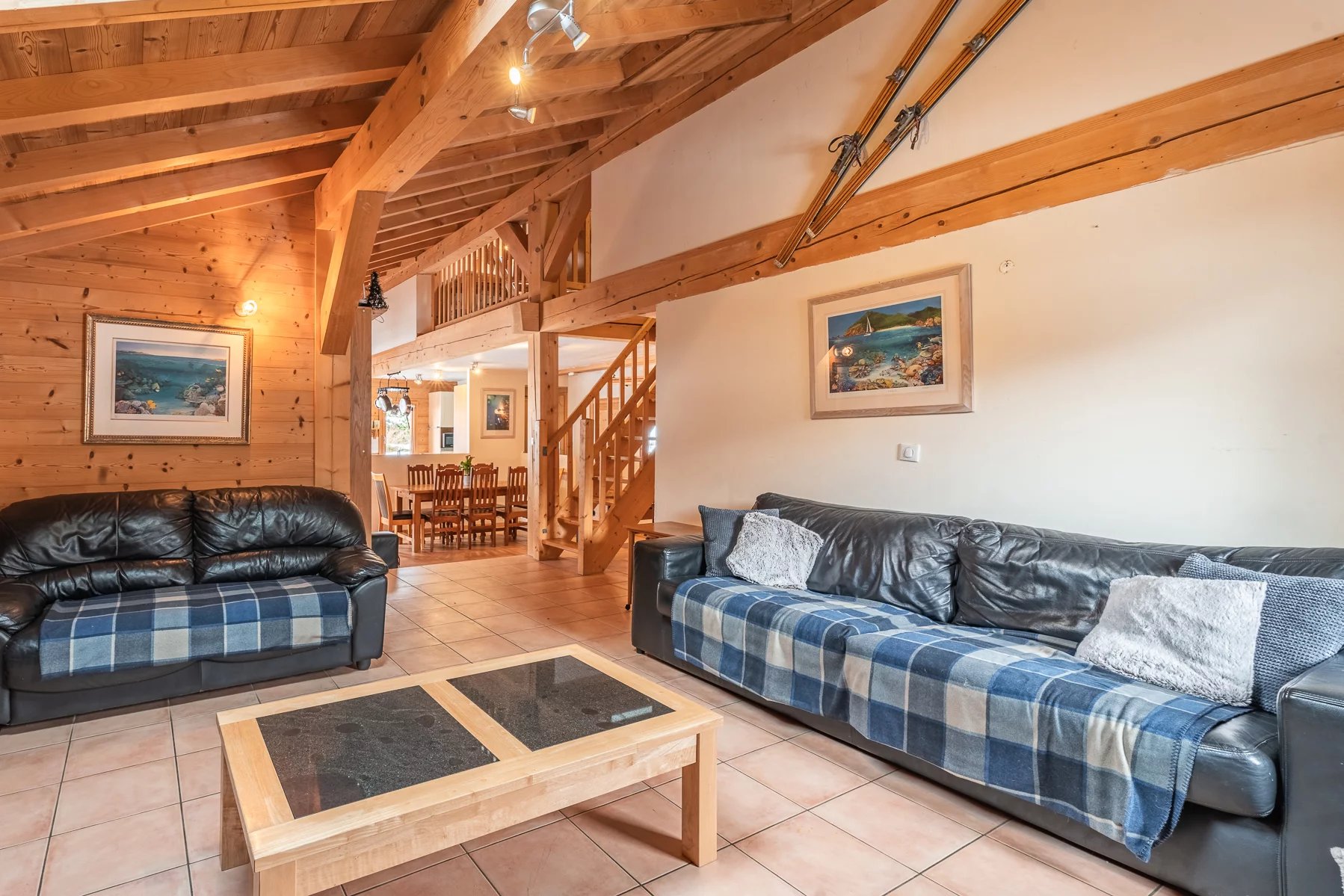 Photo of MORZINE - Large 8 bedroom chalet in Morzine