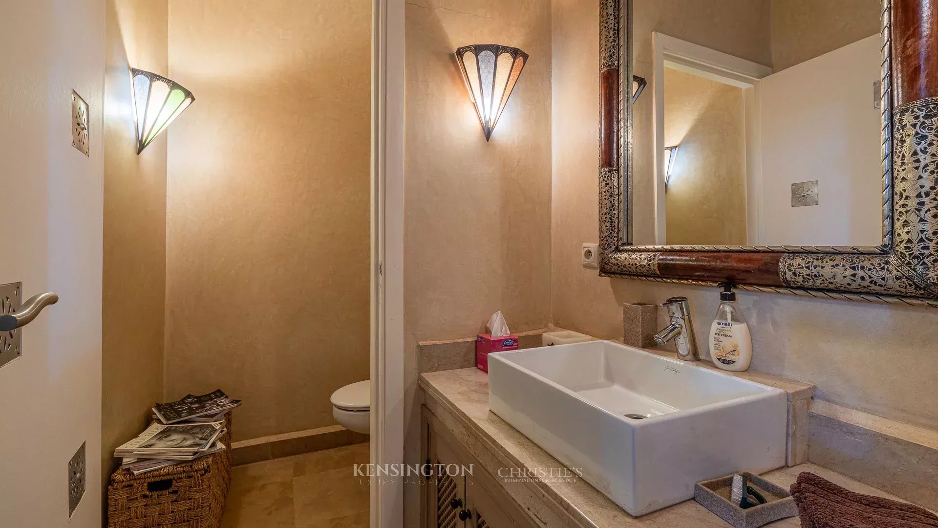 5 Bedroom Villa/Townhouse's Image 30