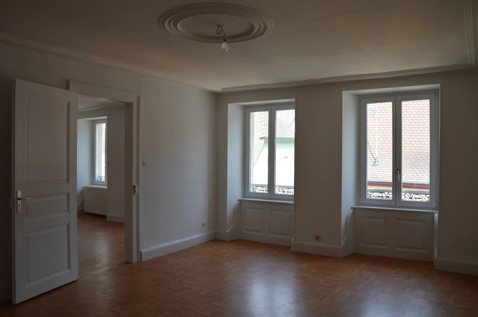 APPARTEMENT 2 PIECES RENOVE AU CENTRE ALTKIRCH — photo 3