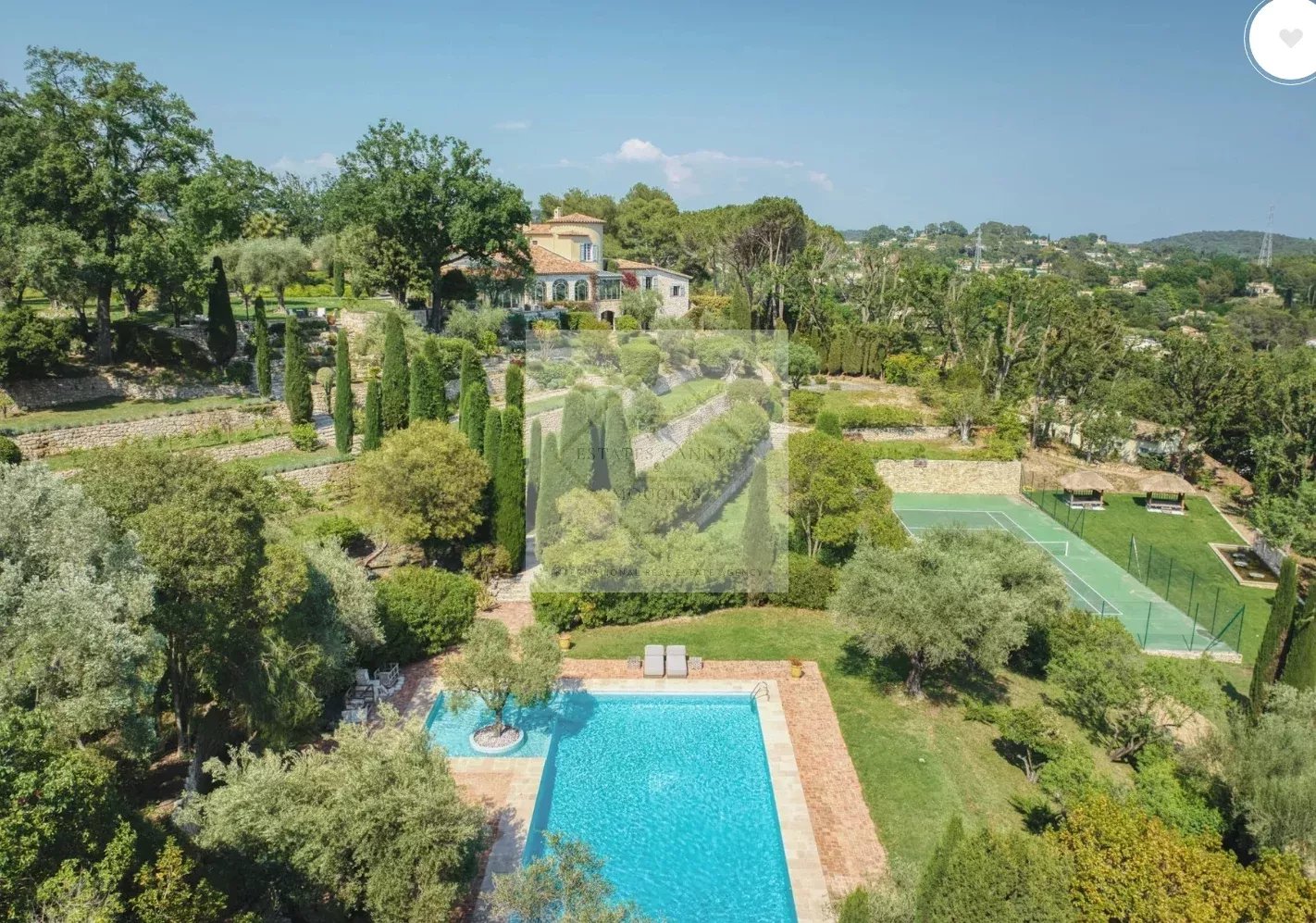 Villa Provençale avec piscine et court de tennis, à pied du village de Mougins — photo 2