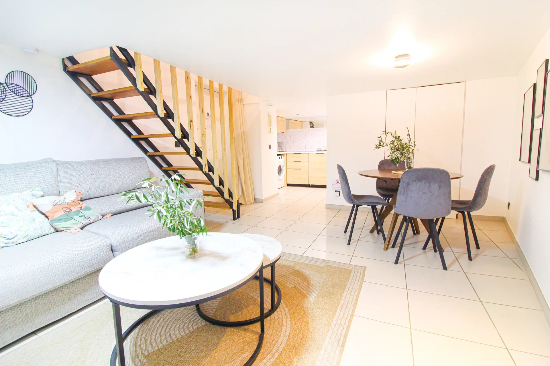 LIBERATION - Bien atypique - Local + appartement duplex de 66m² - Ideal location saisonnière - 249.000 €