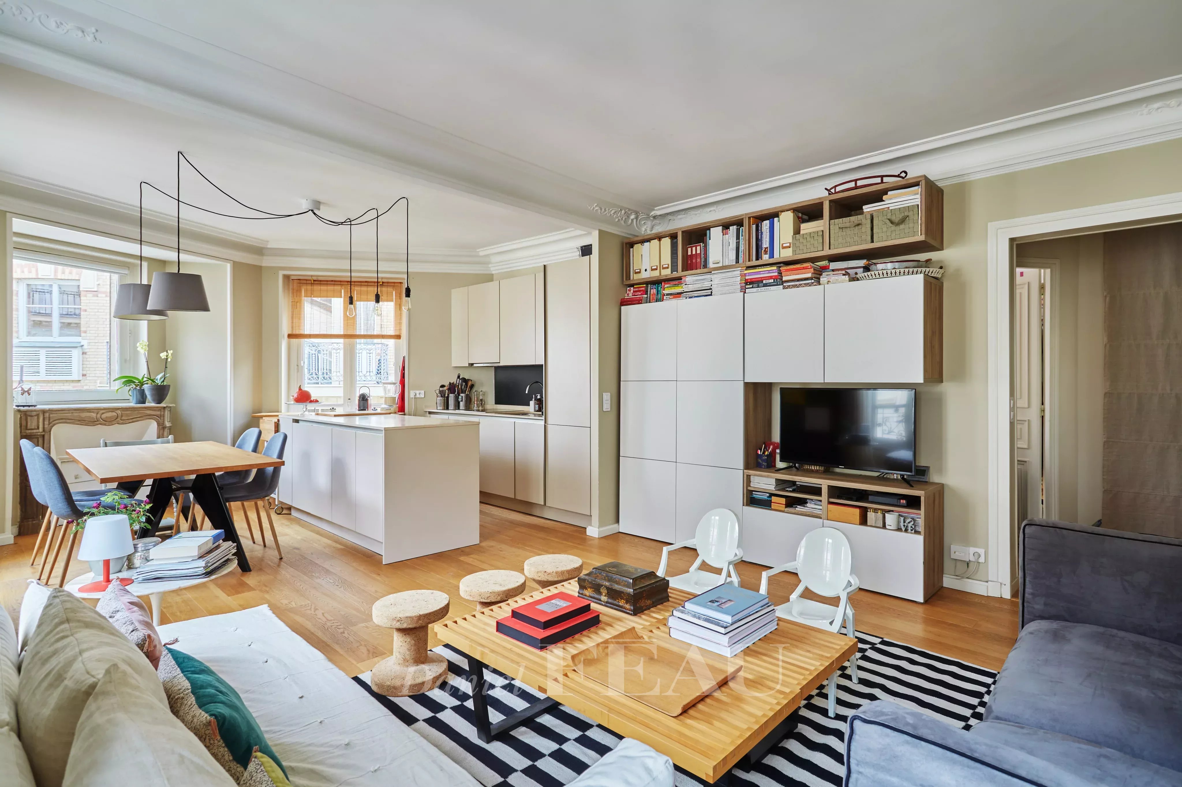 Sale Apartment Paris 16th