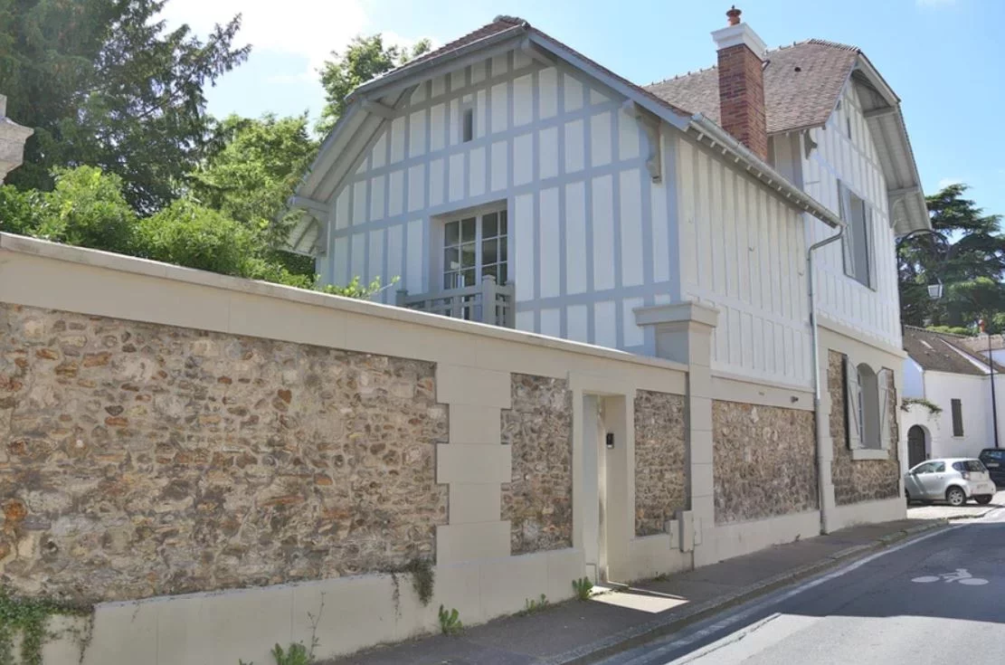 L'Étang-la-Ville - HISTORICAL CENTER
