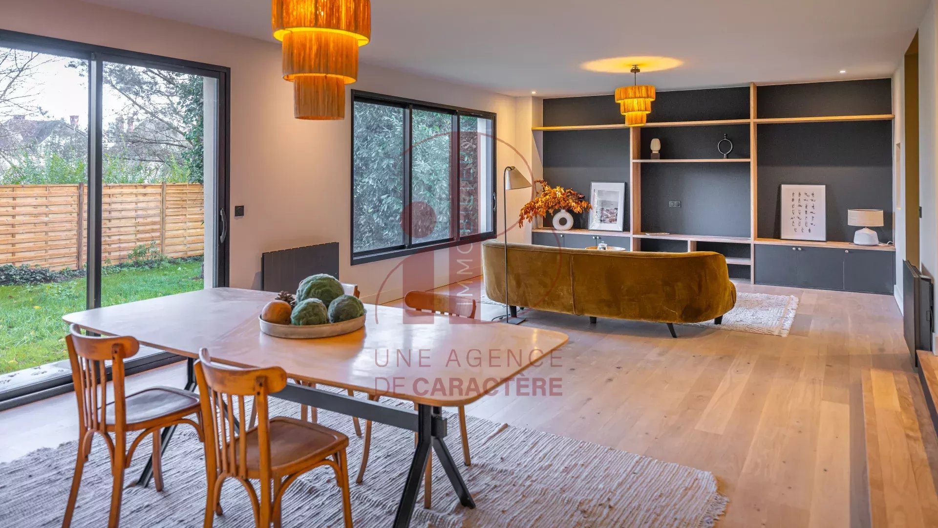 BOIS-LE-ROI - VILLAGE AVEC GARE - MAISON REHABILITEE  DE 152,93 M² au sol (143,55 m² carrez) avec JARDIN de 91