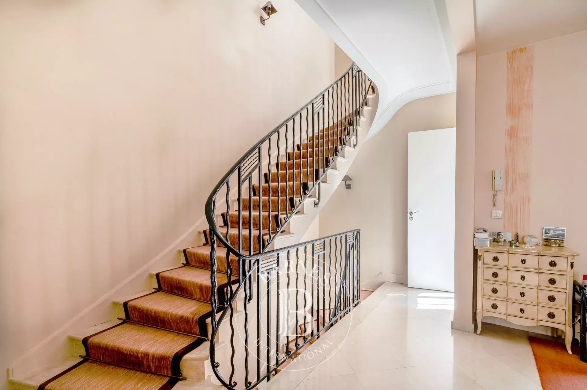 Neuilly - Argenson - Town house - 4 or 5 bedrooms - picture 13 title=