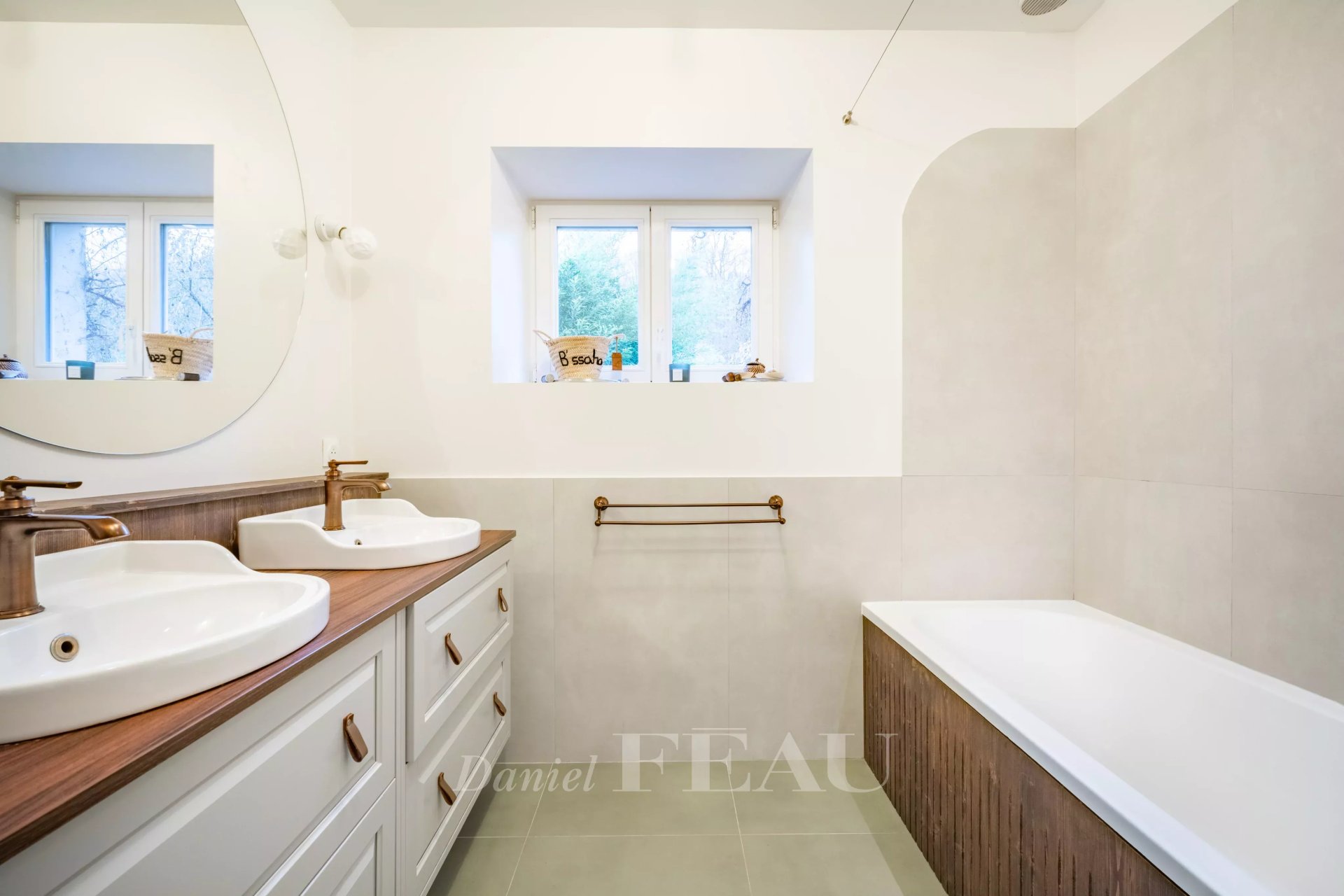 4 Bedroom Villa/Townhouse's Image 5