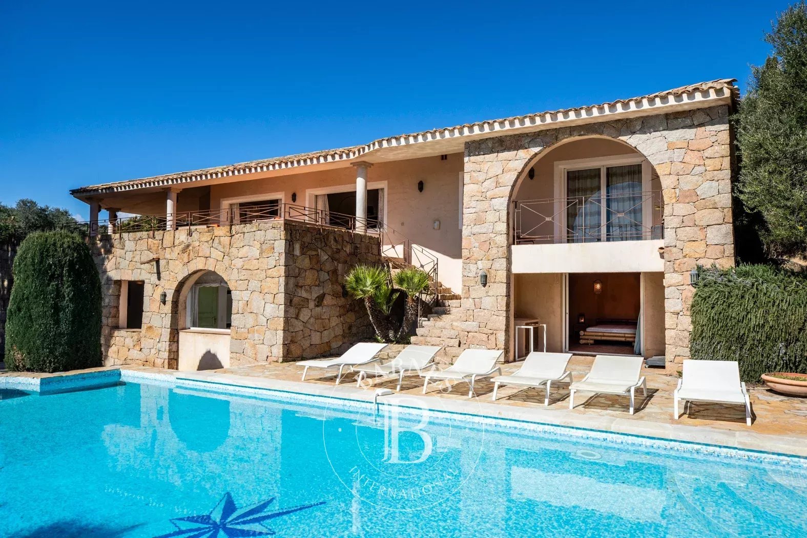 Sainte-Lucie-de-Porto-Vecchio  - Villa  5 Chambres - picture 1