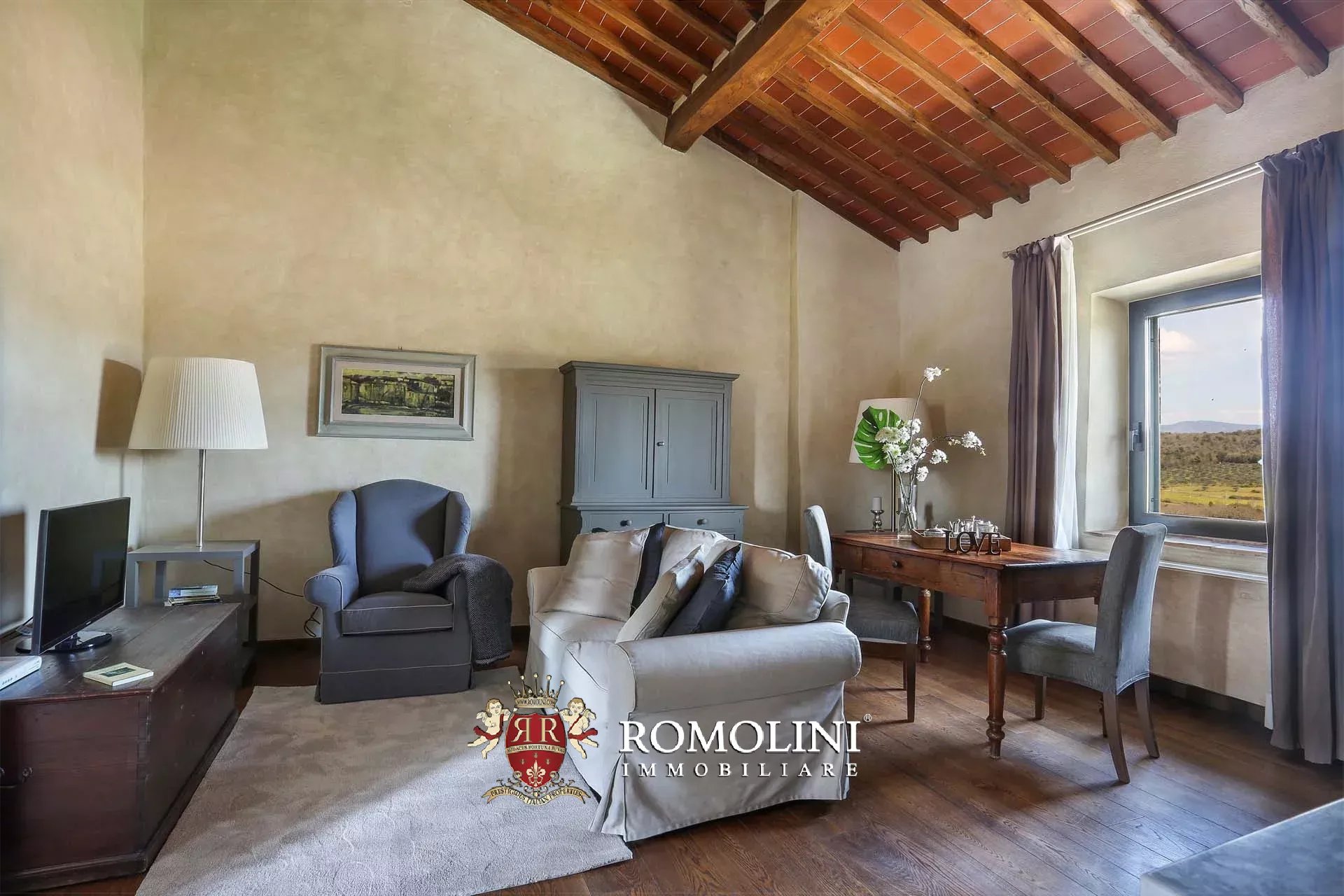 25 Bedroom Vineyard's Image 47