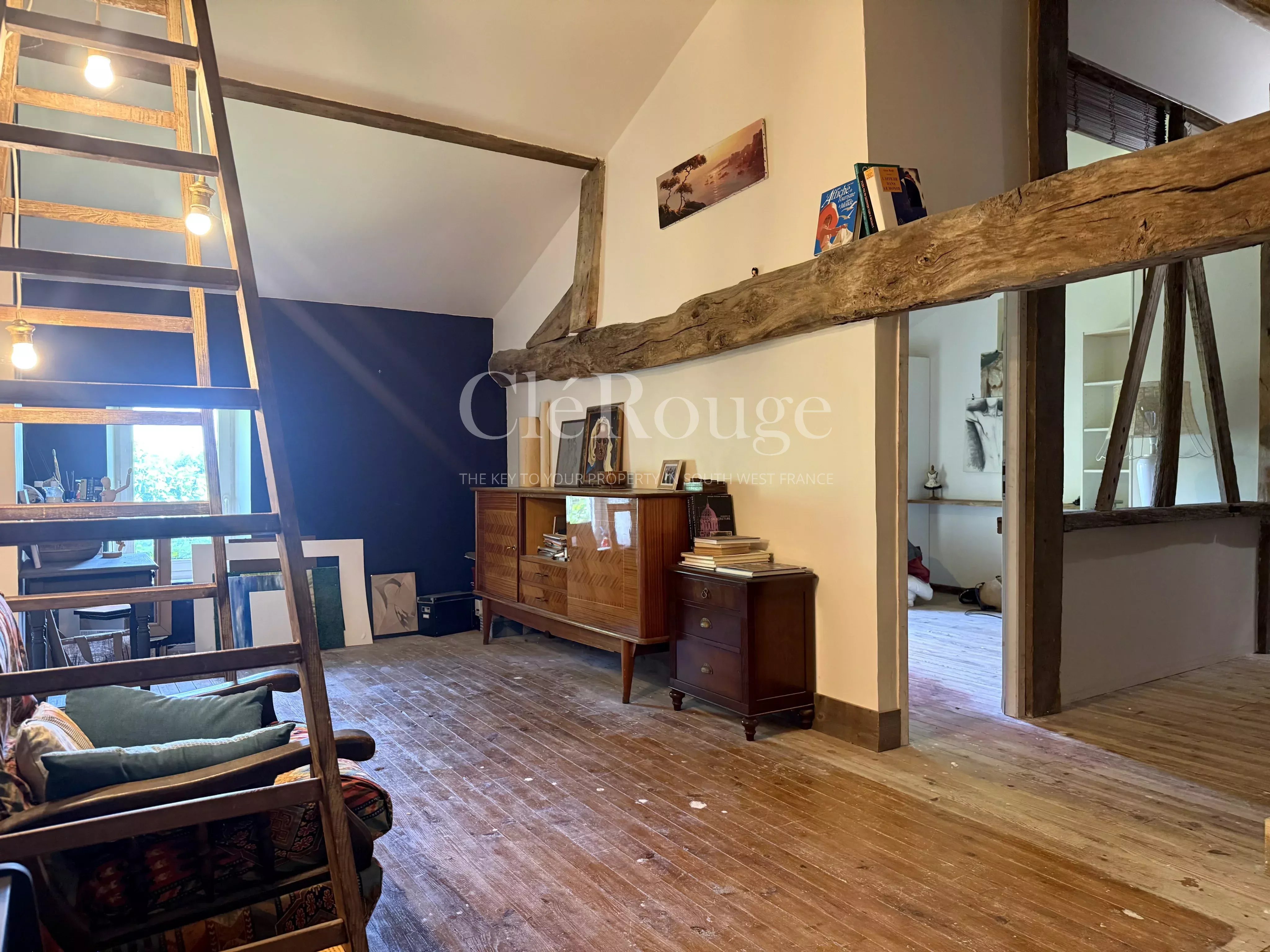 15 minutes from Monségur – Stunning 5-bedroom stone property