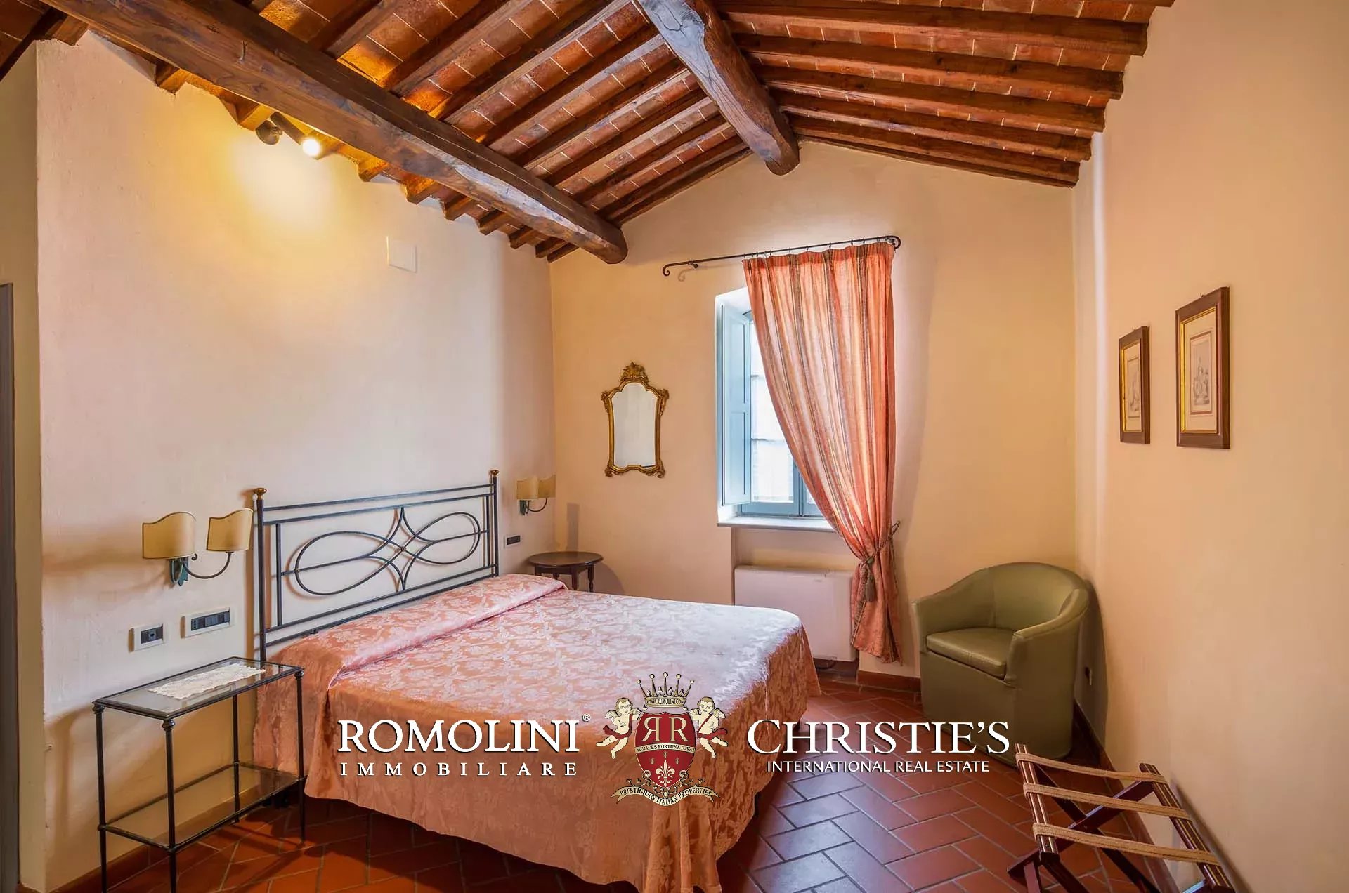 16 Bedroom Villa/Townhouse's Image 54