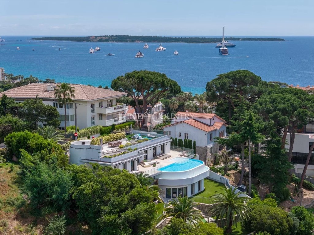 Villa for sale in Cannes — Villa for sale Cannes with sea view