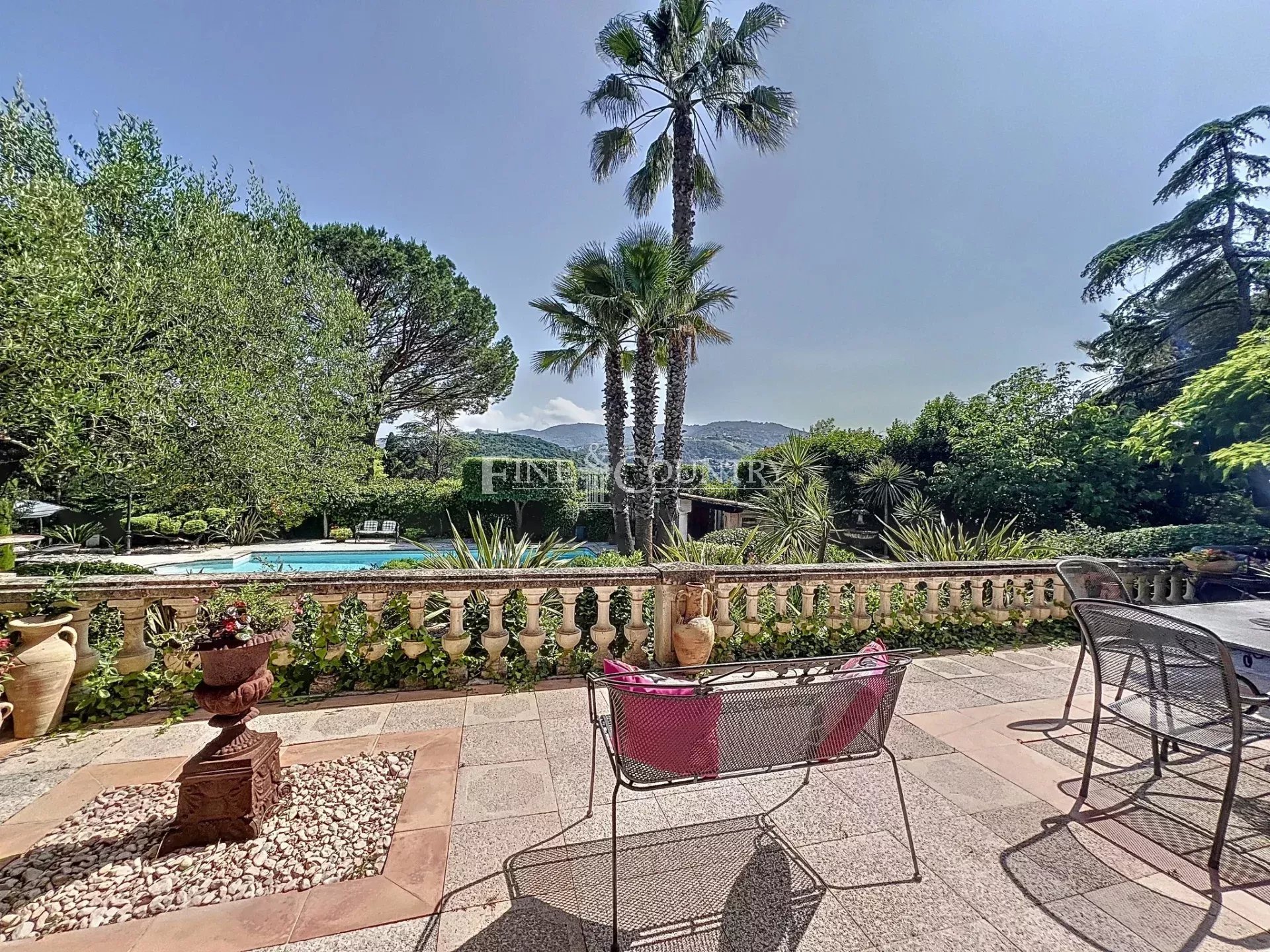 Photo of Provençal villa for sale in Auribeau-sur-Siagne