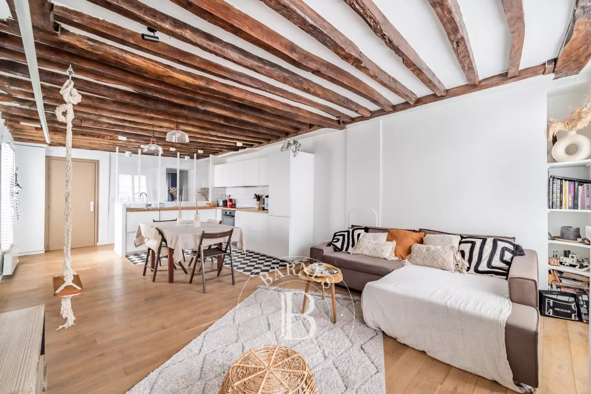 Daire Paris 3ème - picture 5