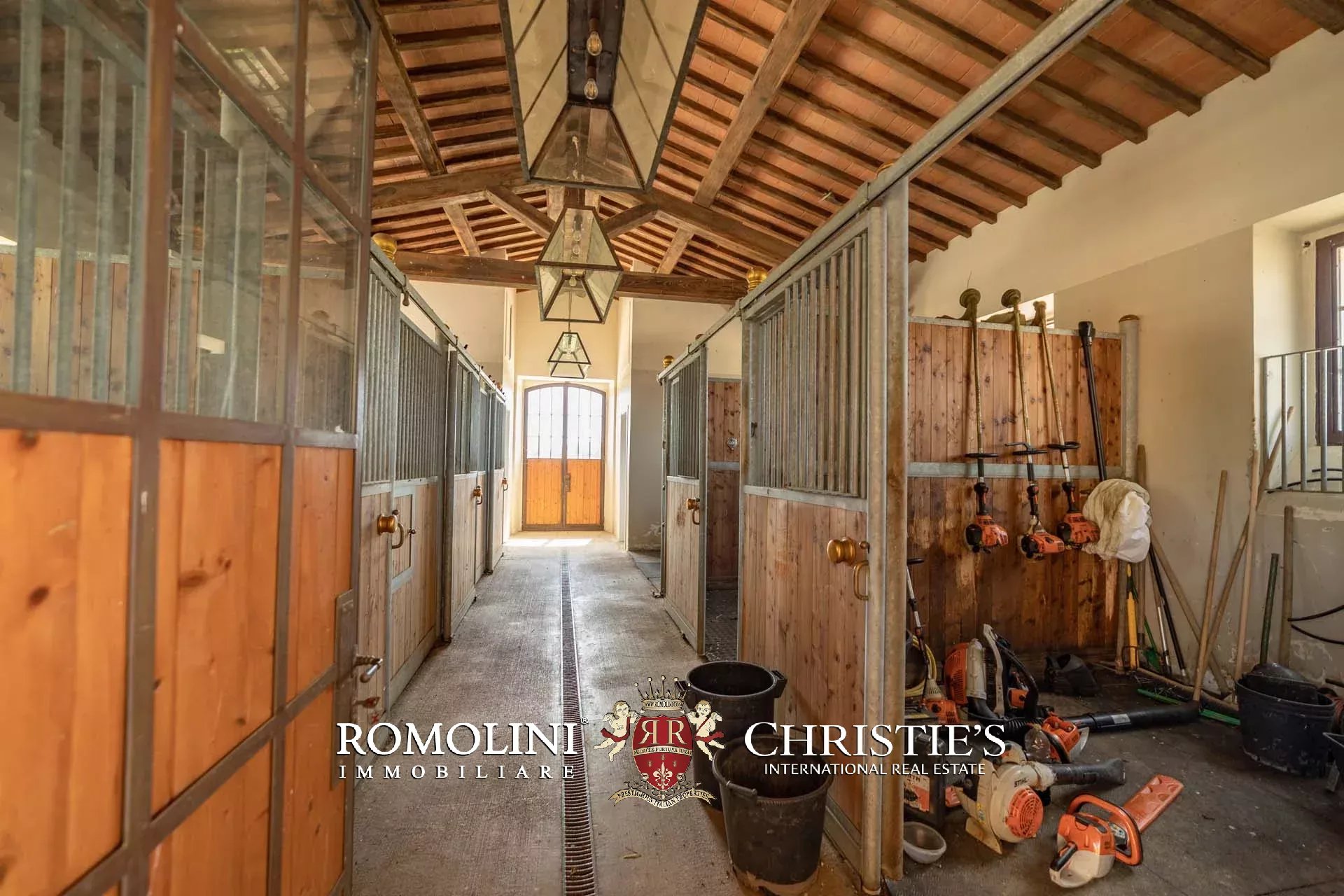 17 Bedroom Villa/Townhouse's Image 176