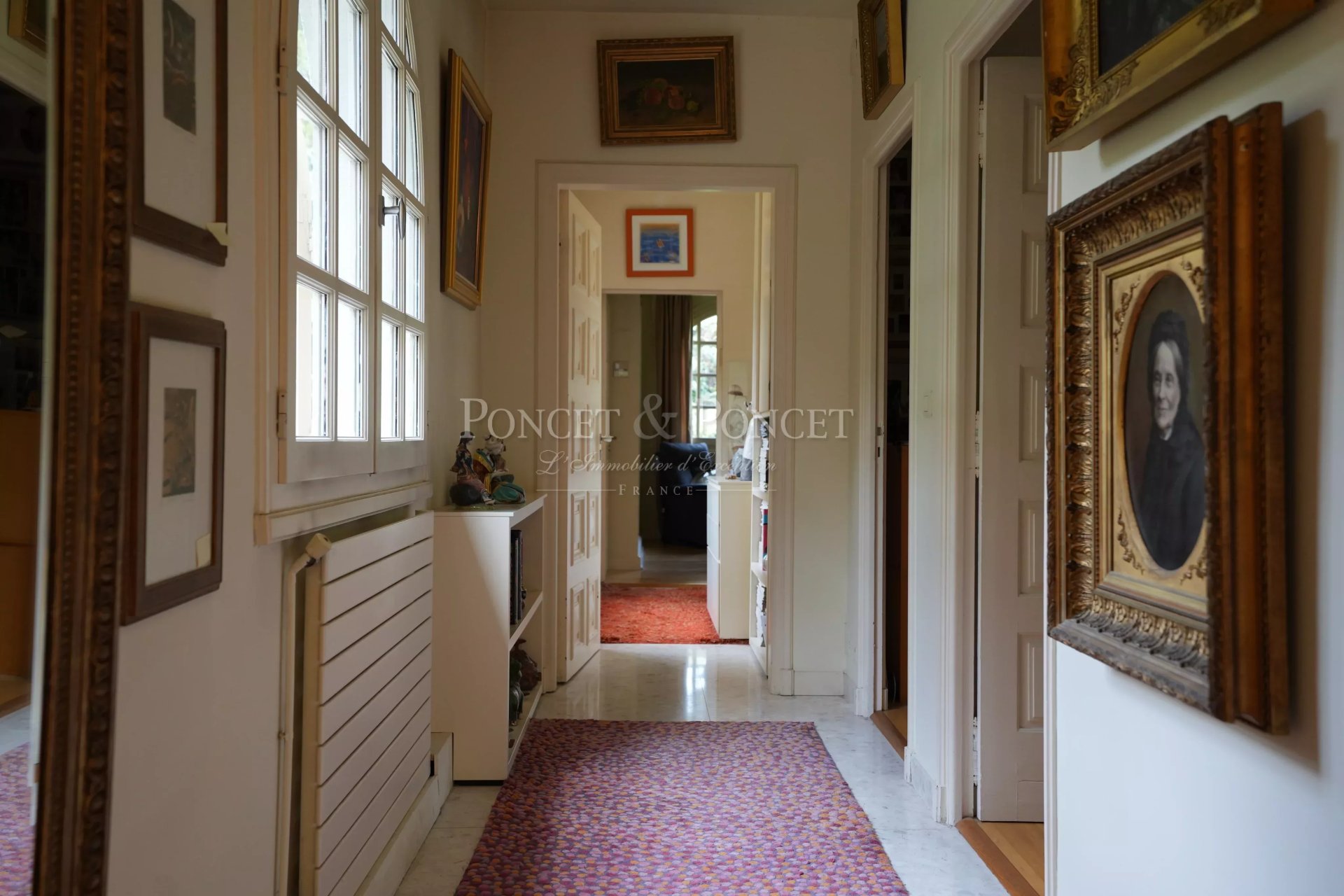 6 Bedroom Villa/Townhouse's Image 13