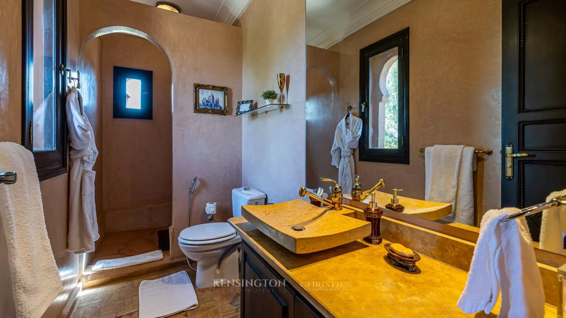 9 Bedroom Villa/Townhouse's Image 63