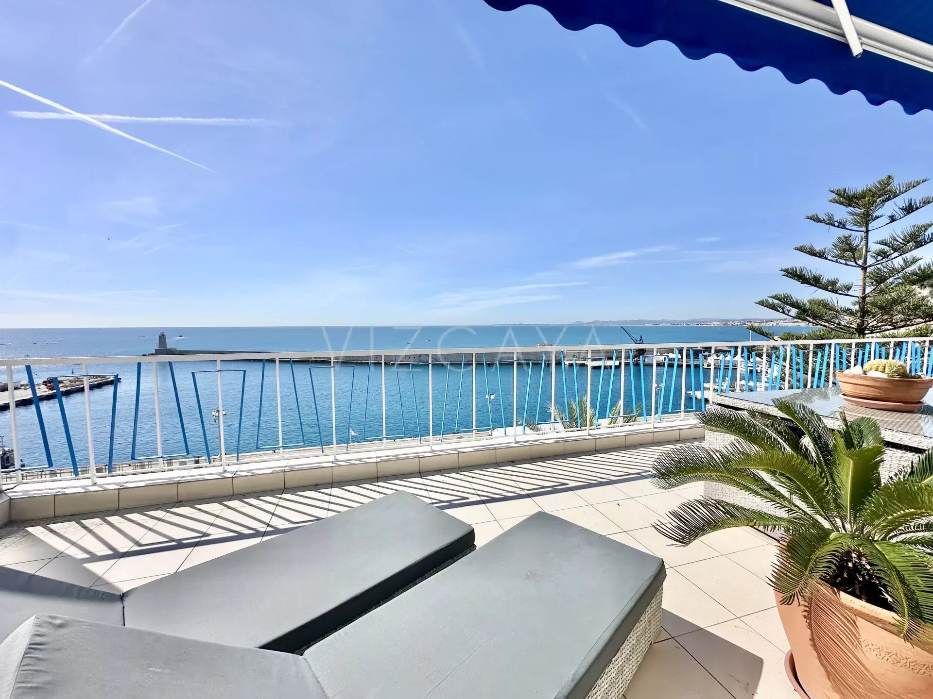Franck Pilatte - Le Port: VENTE PENTHOUSE – VUE MER PANORAMIQUE