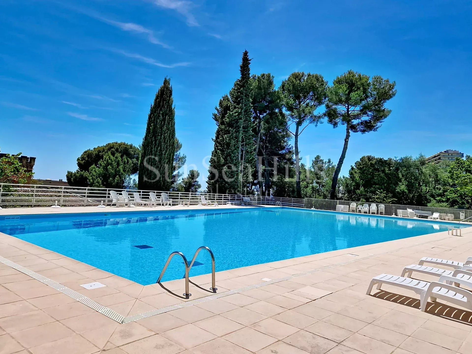 NICE WEST – ABBAYE DE ROSELAND – PANORAMIC SEA VIEW – 3-BEDROOM APARTMENT – TERRACES – HIGH FLOOR