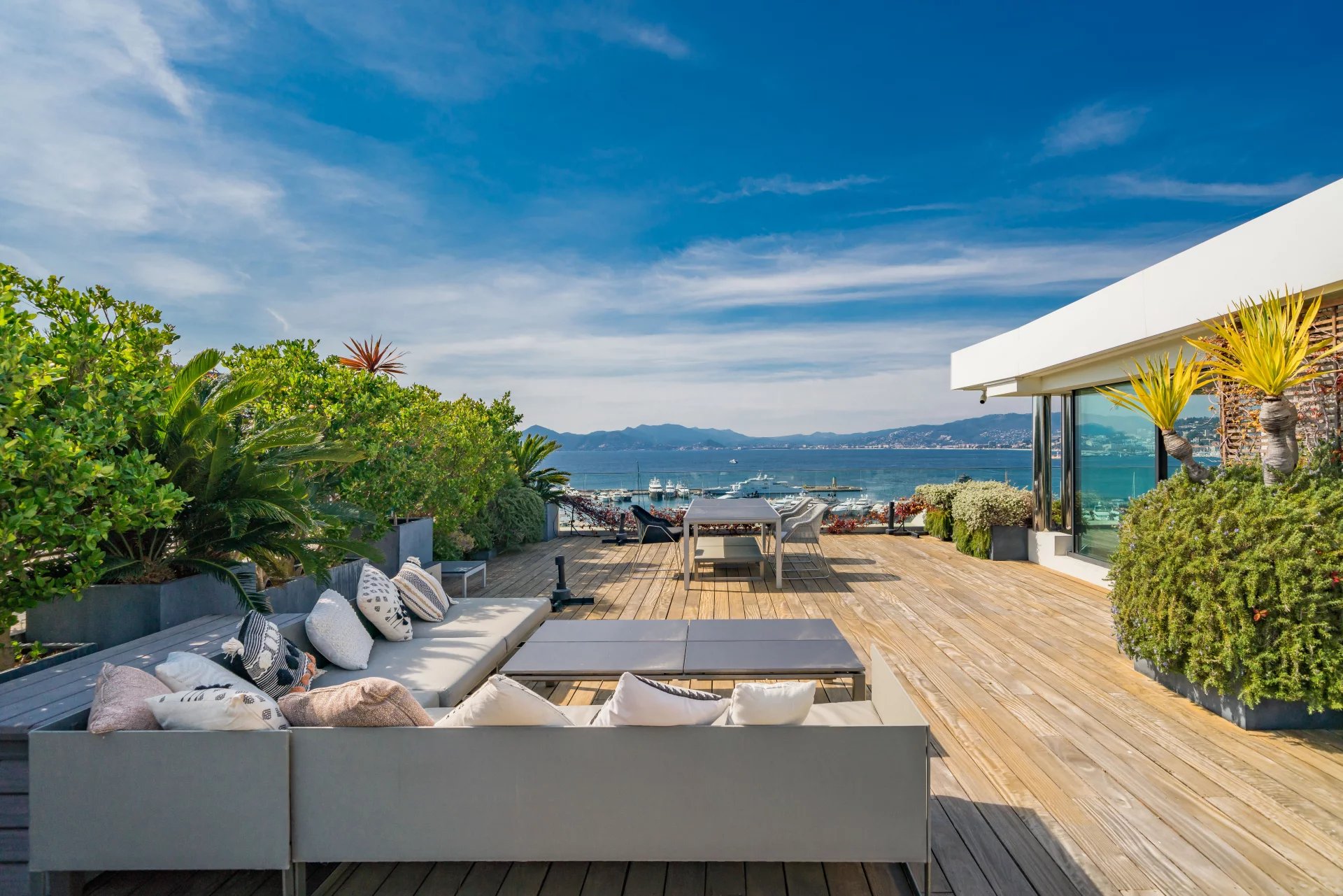 CANNES – A unique penthouse - Picture n°2