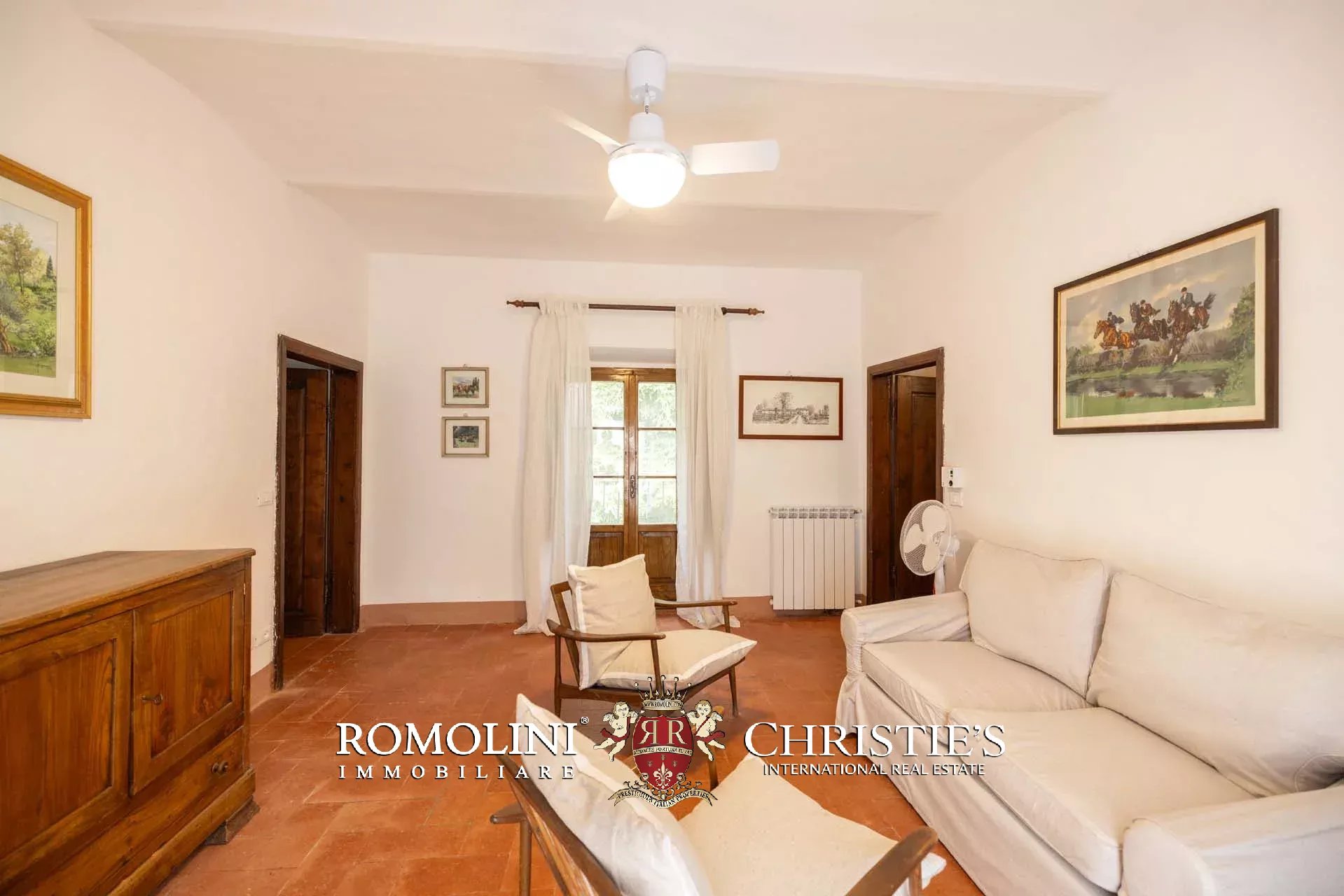 7 Bedroom Villa/Townhouse's Image 34