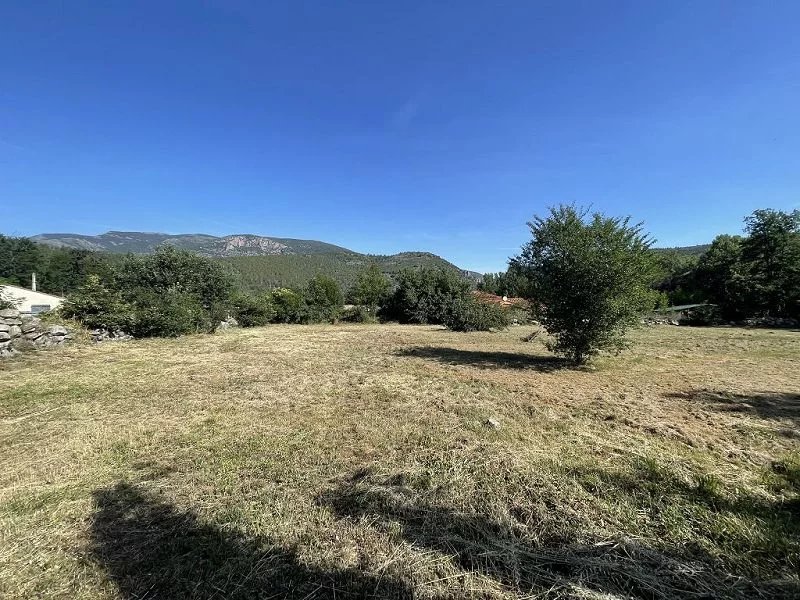 Terrain - 1900m ²