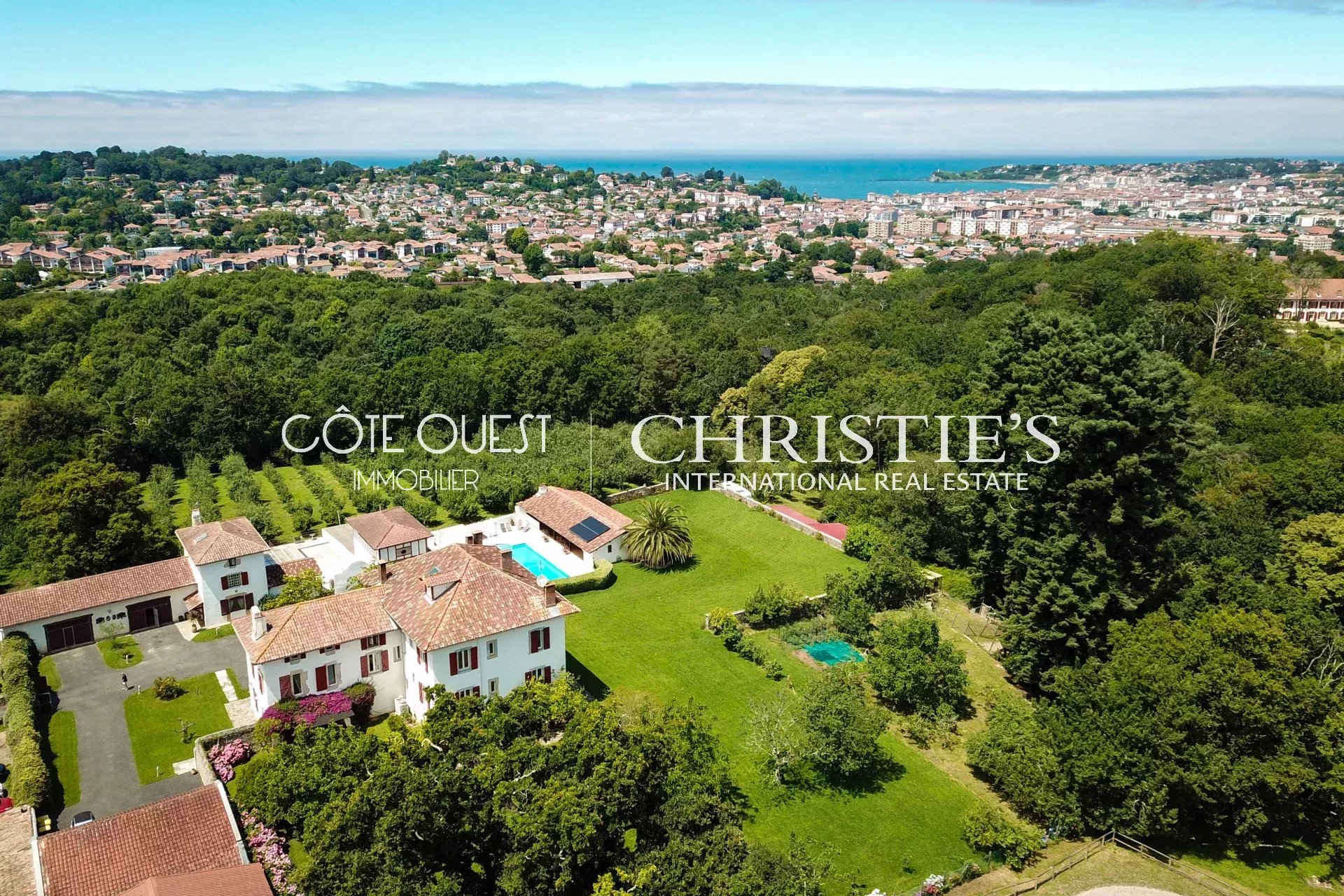 For sale Urrugne - An unique property set in 7,5 hectares of grounds