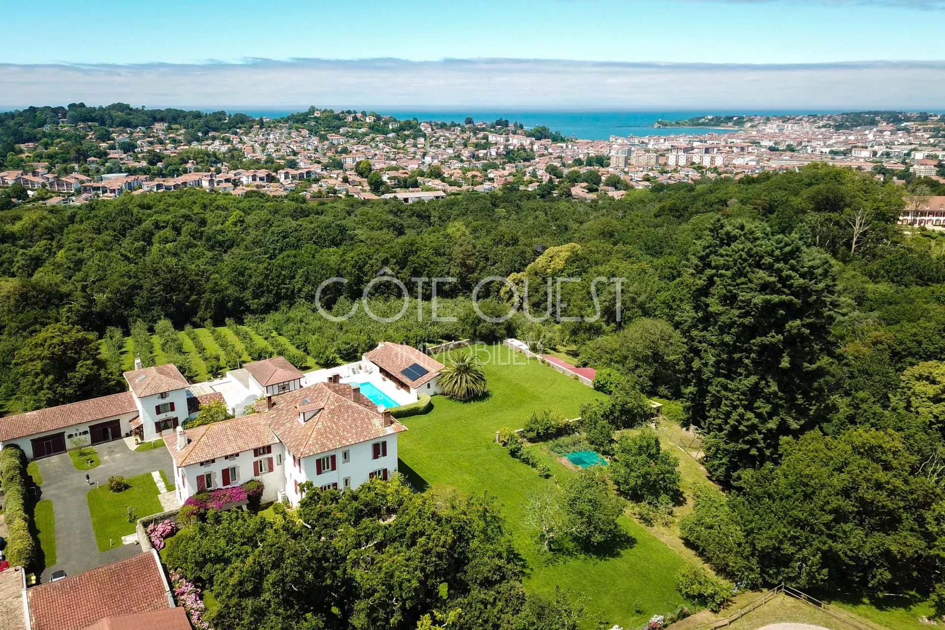 PROPRIÉTÉ À VENDRE URRUGNE, PROCHE SAINT JEAN DE LUZ