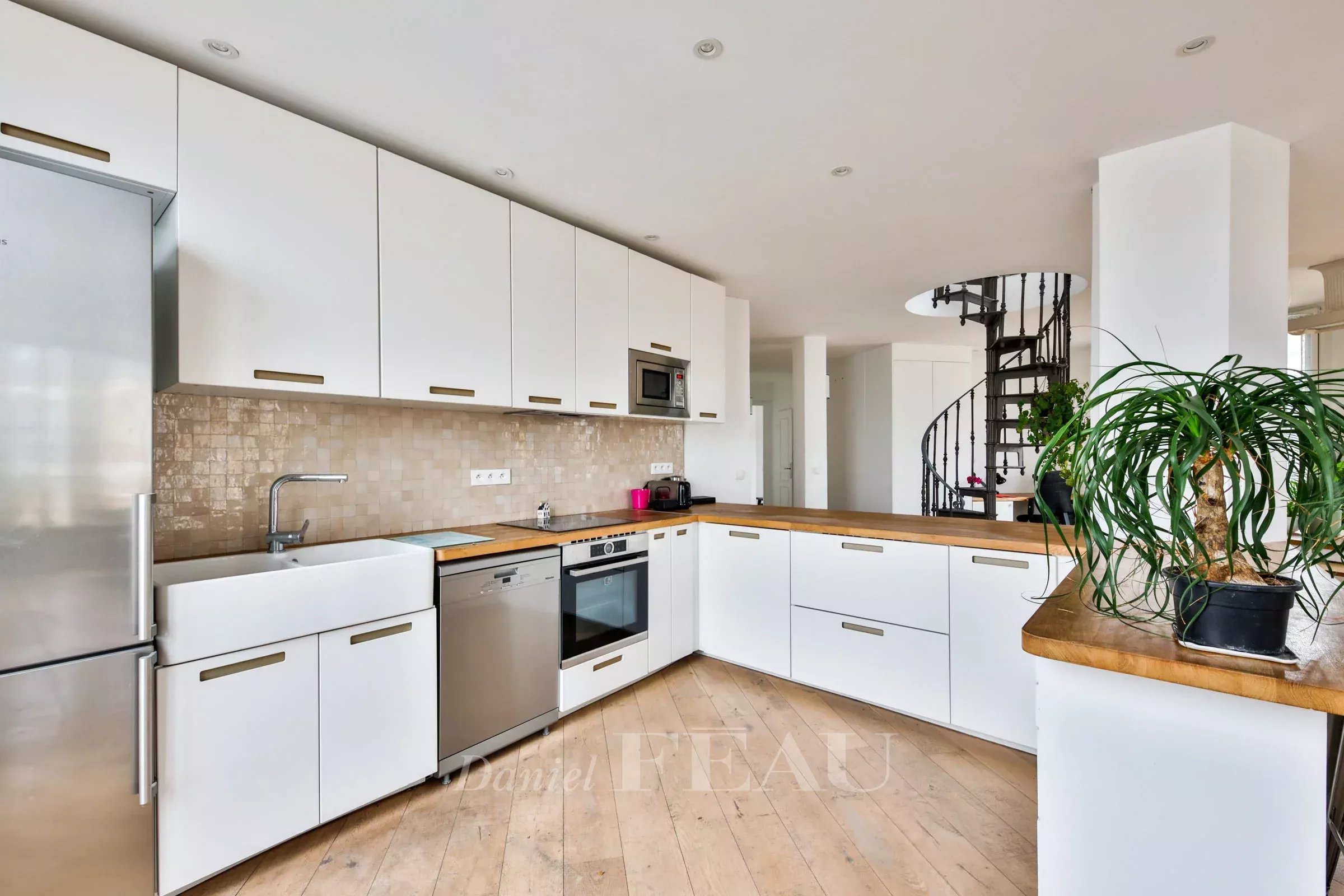 Rental Apartment Paris 18th