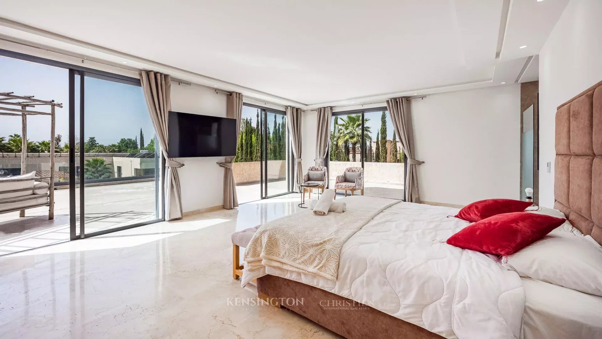 6 Bedroom Villa/Townhouse's Image 26