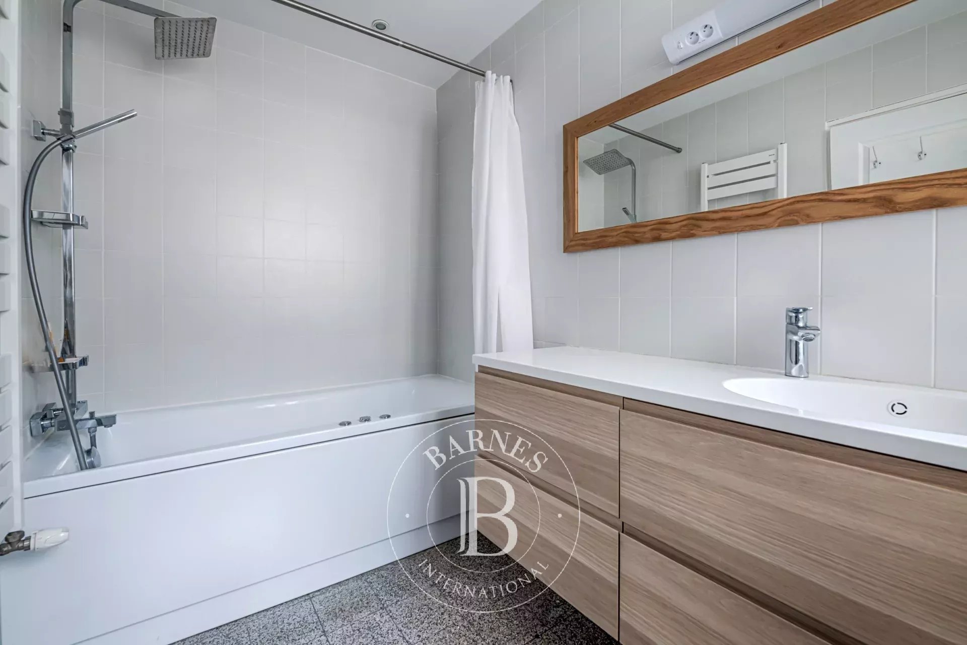 Paris 11 - Appartement - Bordure Marais - 4 chambres - picture 19