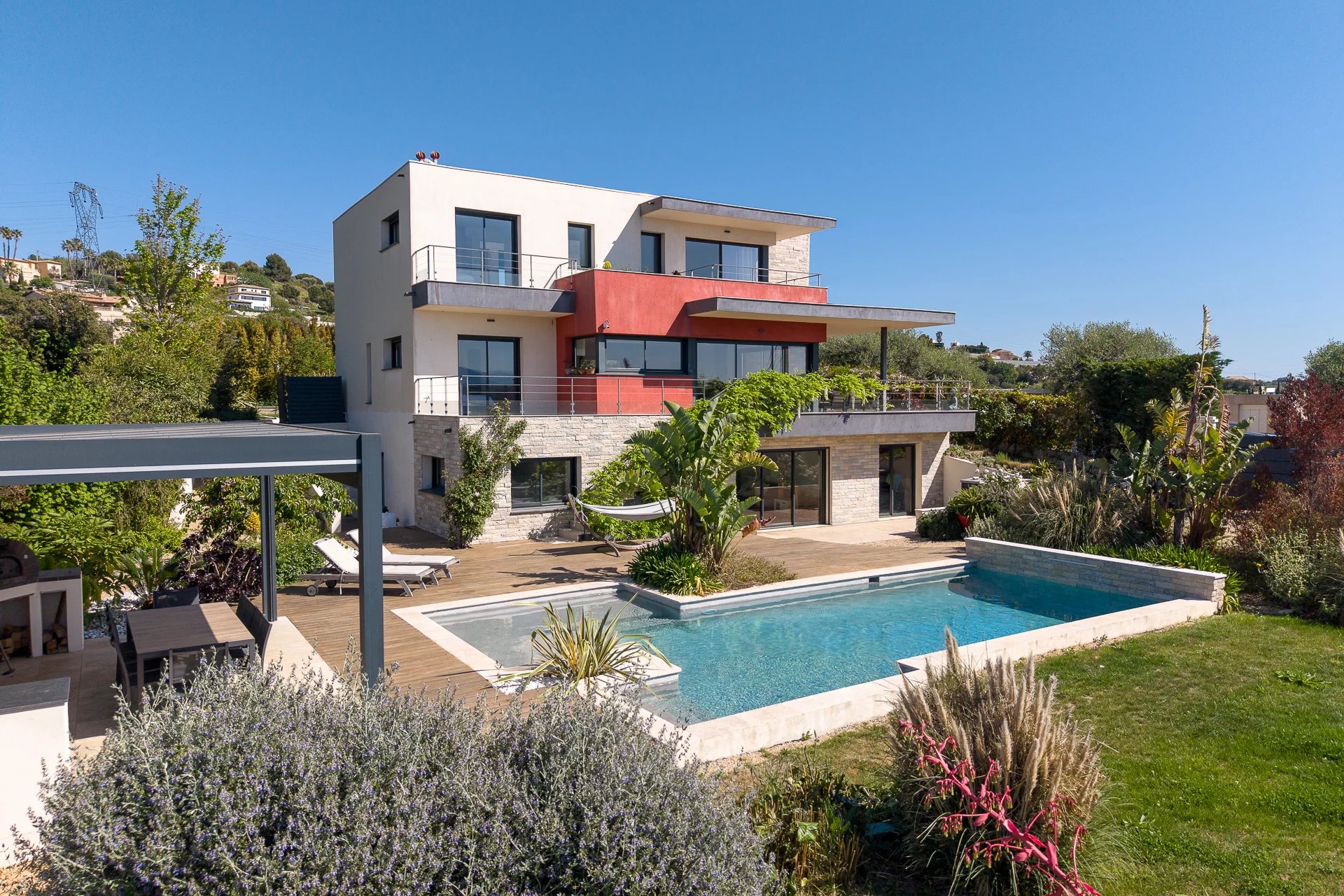 Nice - Crémat - Contemporary property with panoramic views