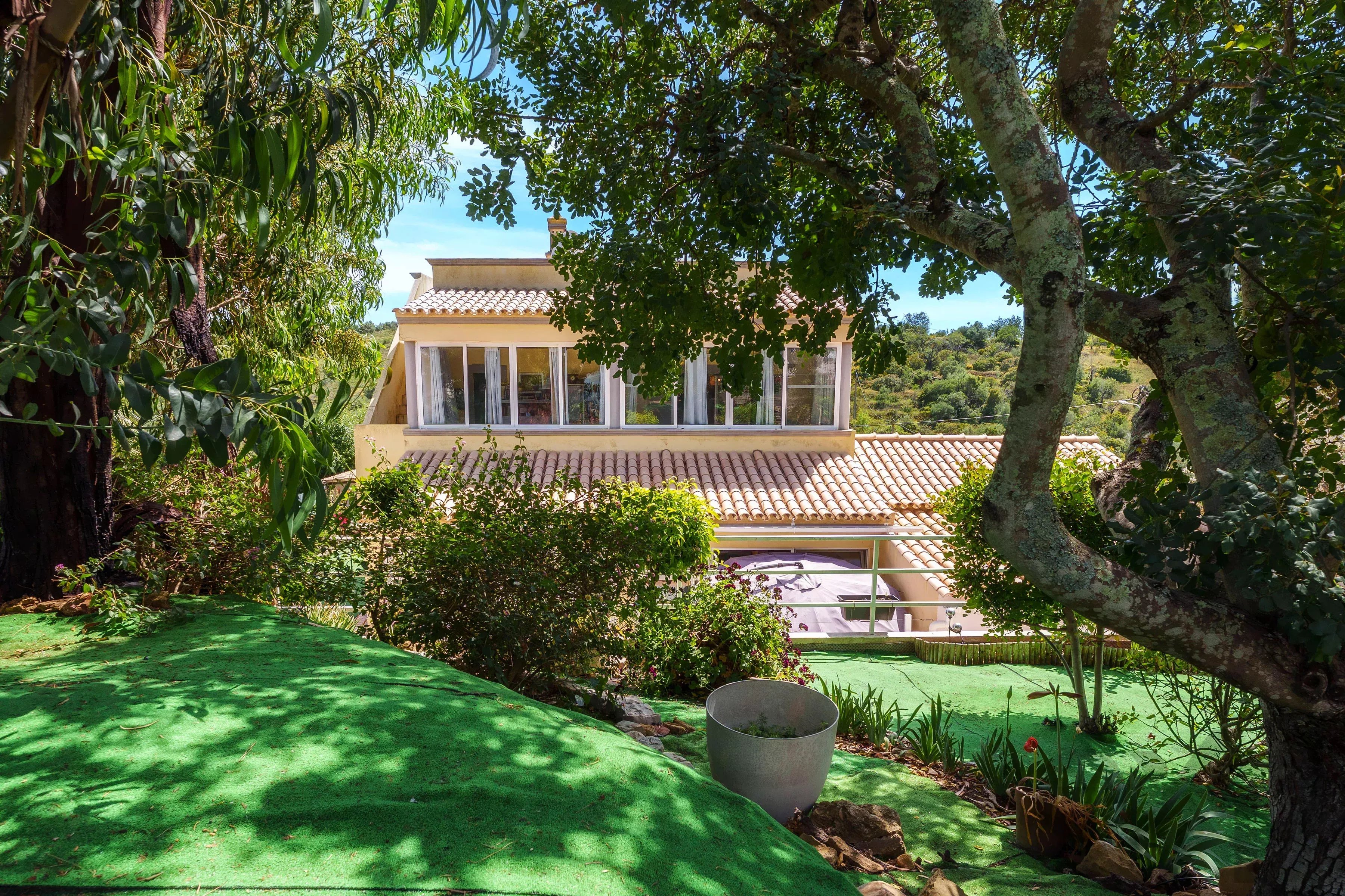 A fantastic, charming 4-bedroom villa with a garden and swimming pool on the outskirts of Olhão 87006245 image 49