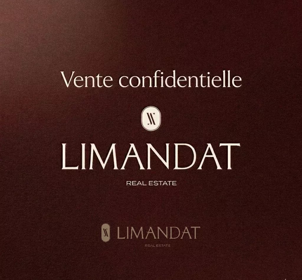 Exclusivité OFF MARKET - Aux portes de Monaco, villa front de mer 350 m2 piscine garage