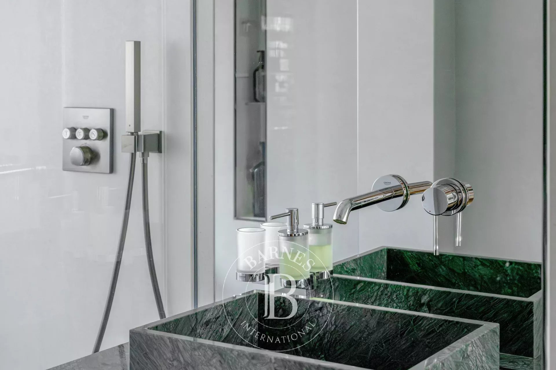 Daire Paris 5ème - picture 15