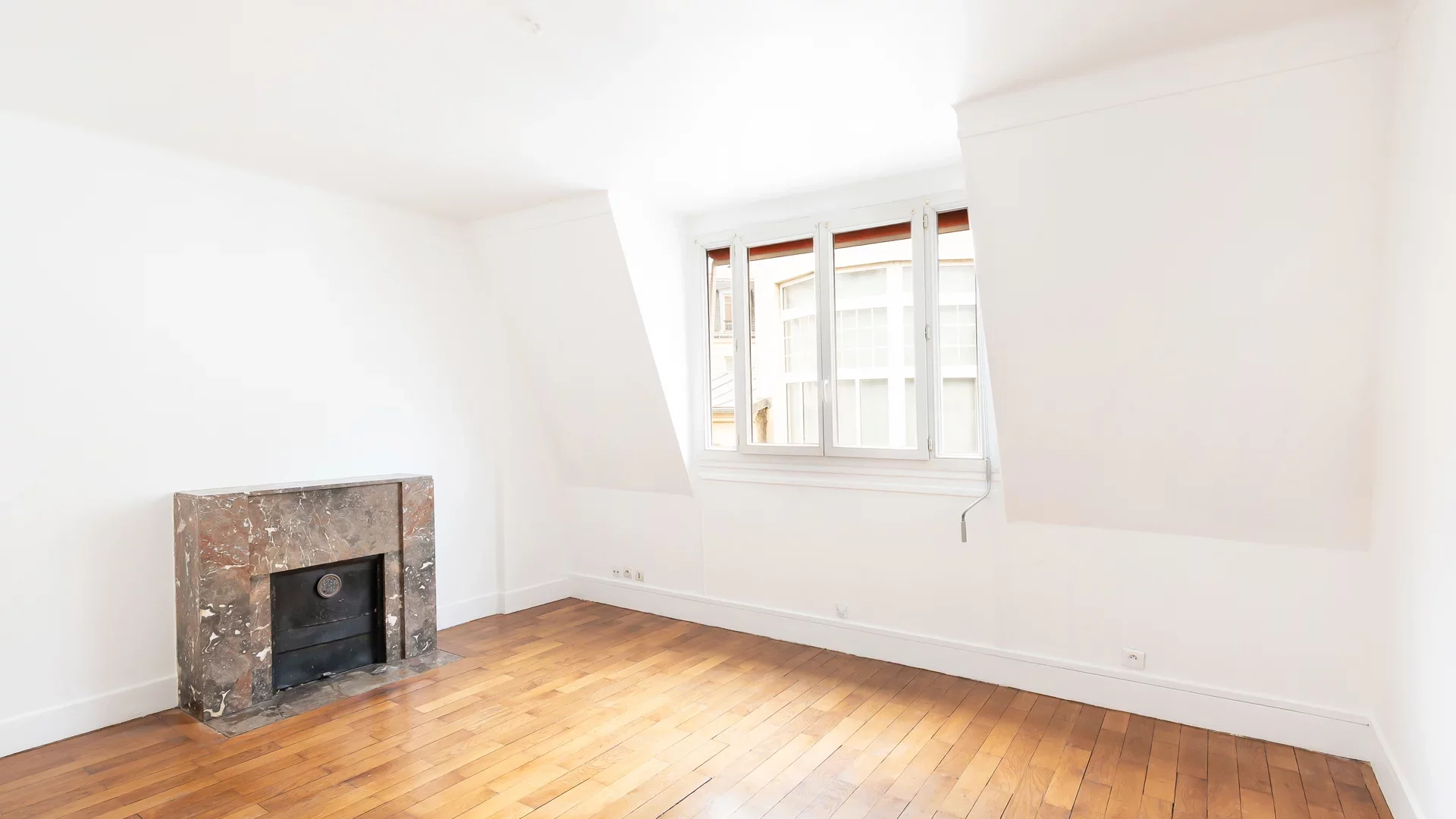 Paris 16e - PASSY / NICOLO