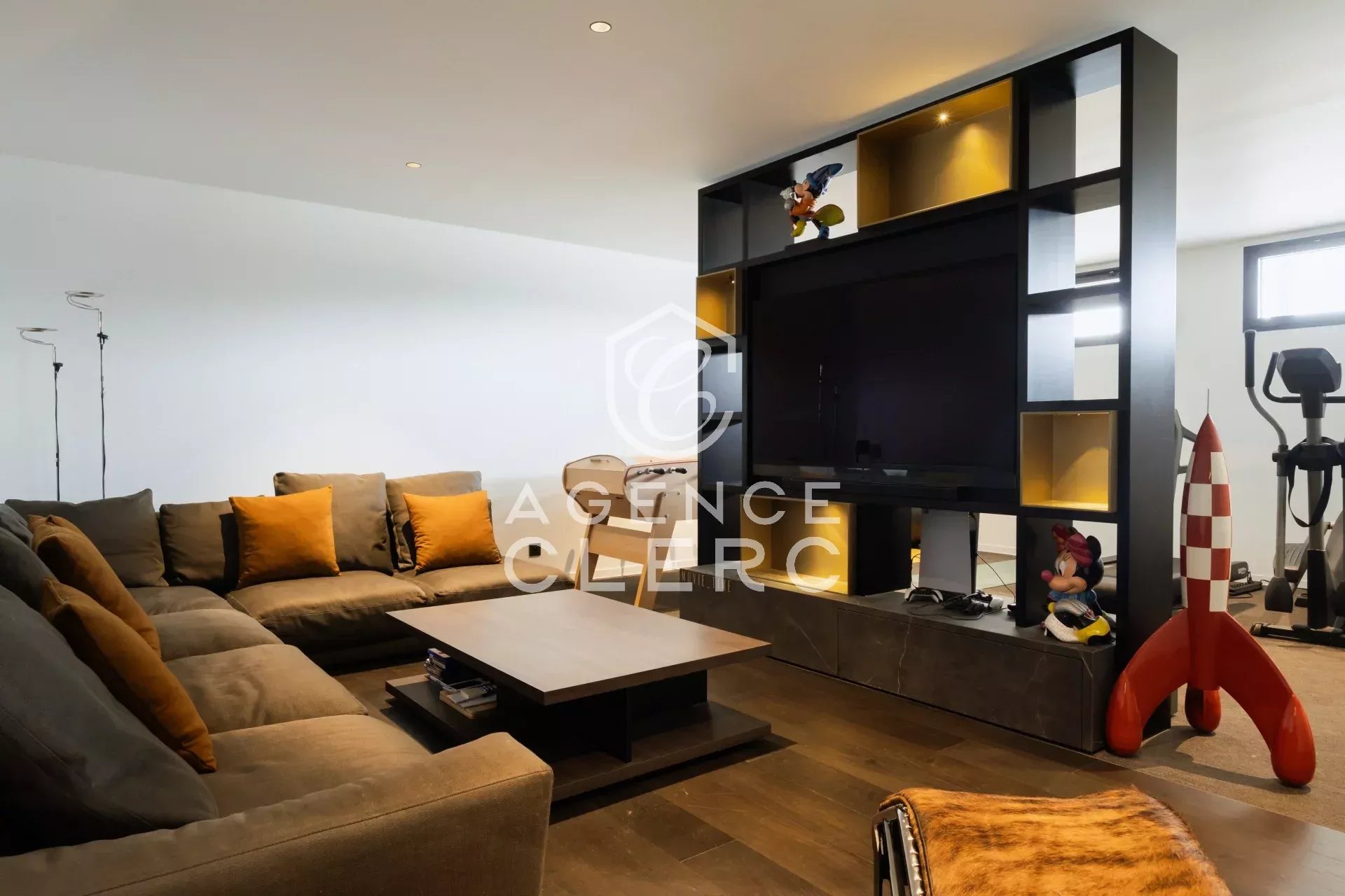 4 Bedroom Villa/Townhouse's Image 44