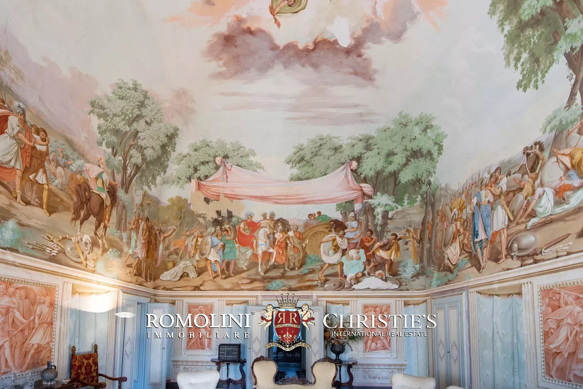 LUXURY PERIOD VILLA FOR SALE NEAR PISA, TUSCANY