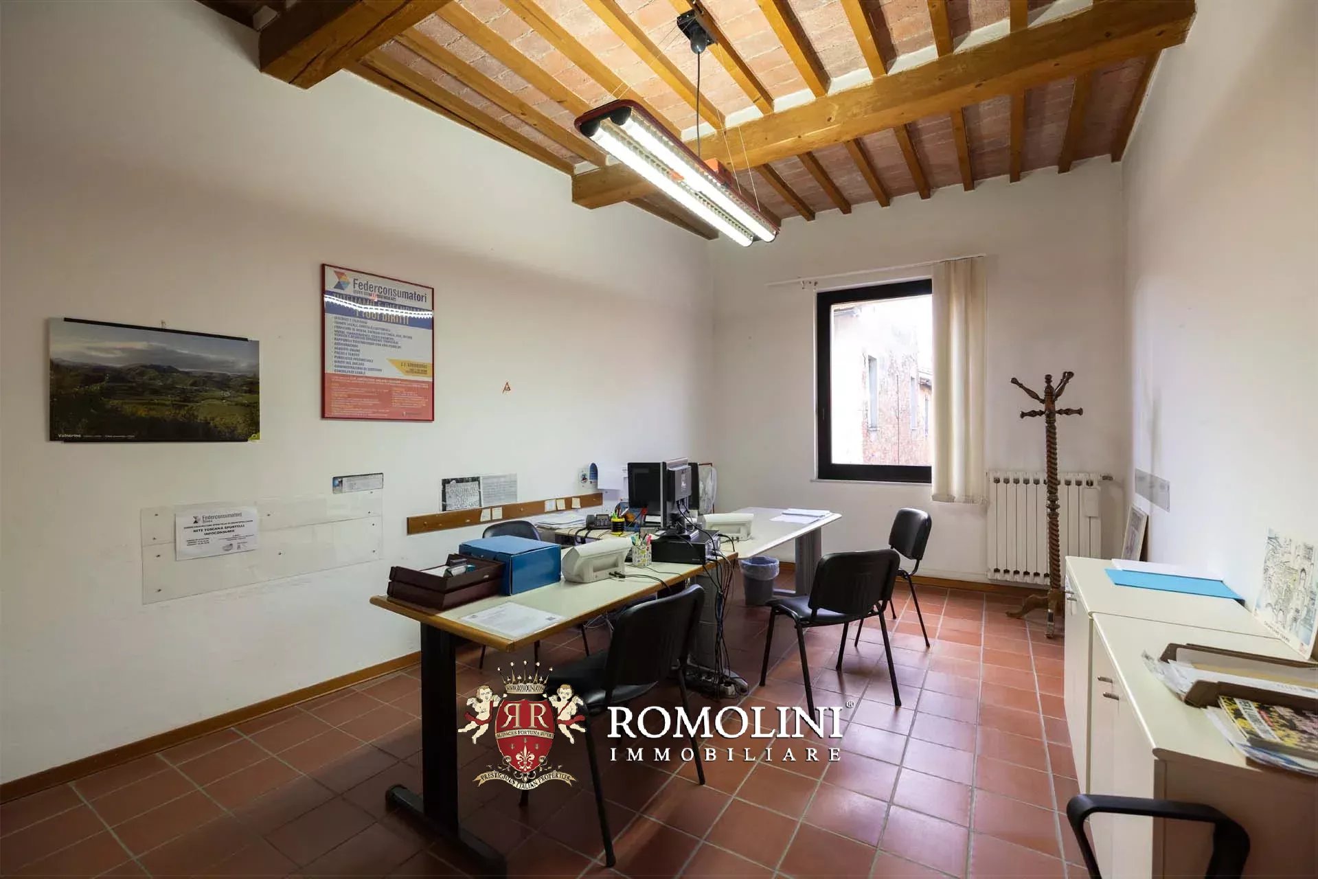 8 Bedroom Villa/Townhouse's Image 32